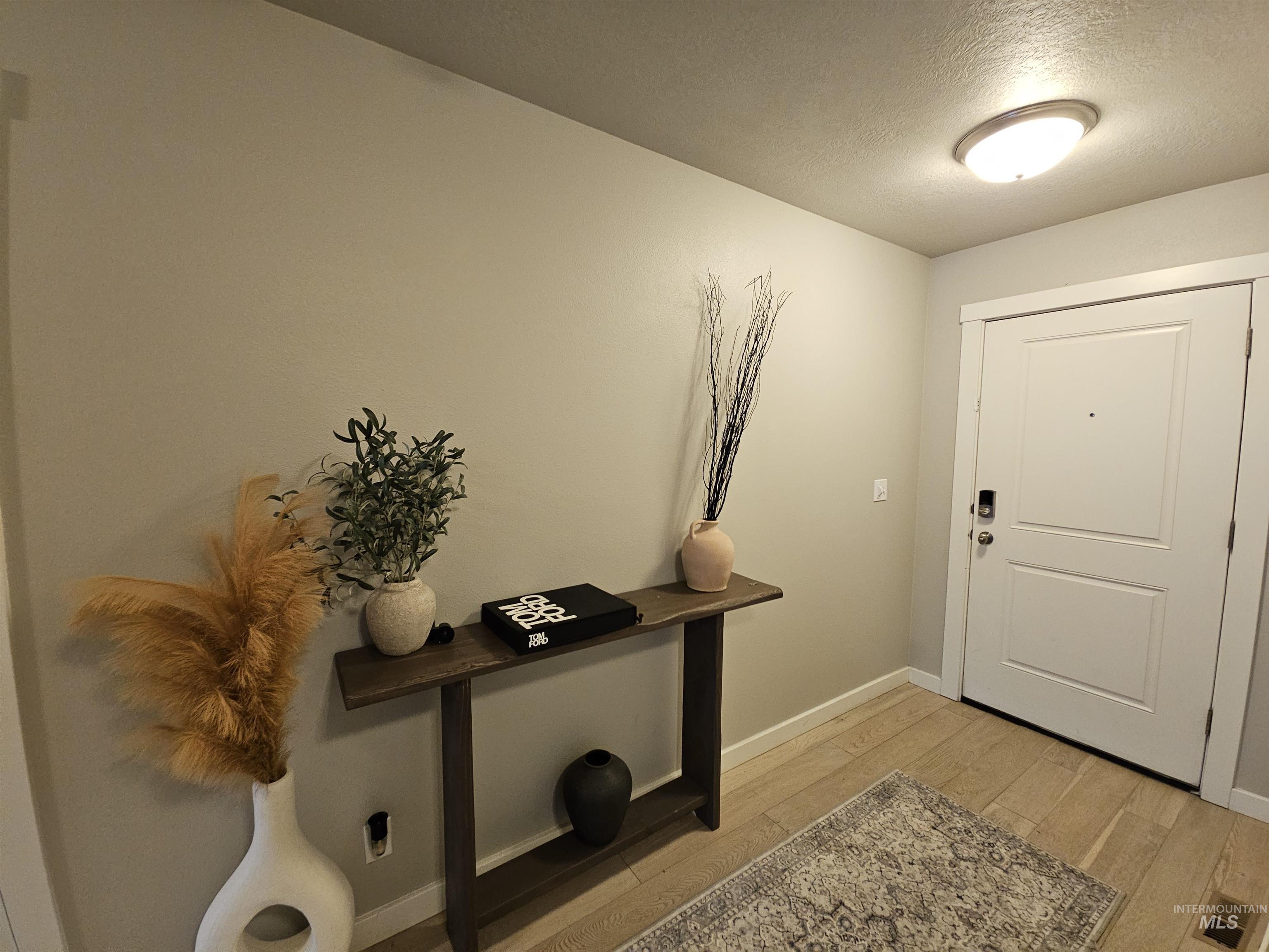 350 Syringa Springs Dr., Fruitland, Idaho 83619, 3 Bedrooms, 2 Bathrooms, Residential For Sale, Price $575,000,MLS 98971541