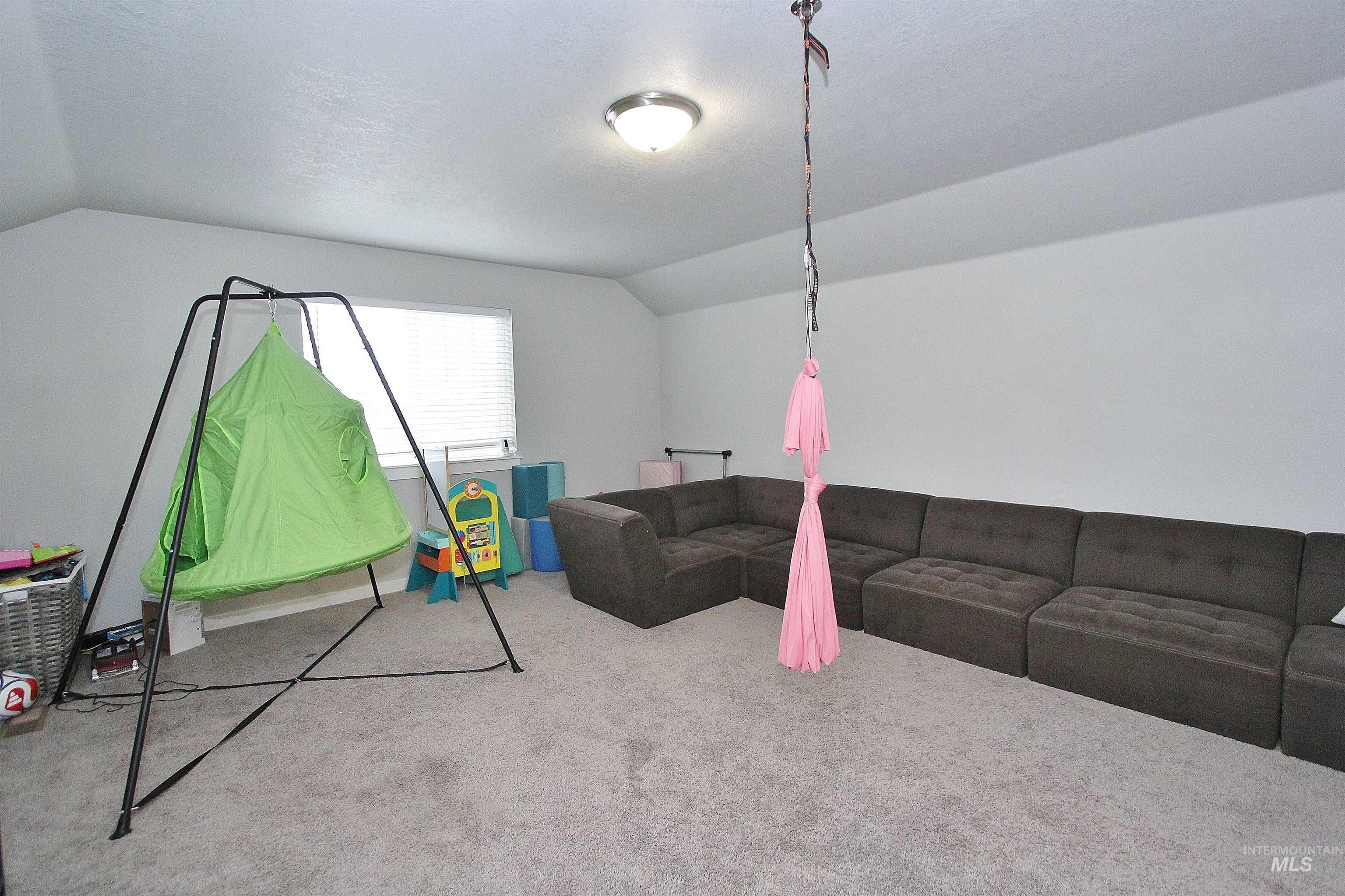 350 Syringa Springs Dr., Fruitland, Idaho 83619, 3 Bedrooms, 2 Bathrooms, Residential For Sale, Price $575,000,MLS 98971541