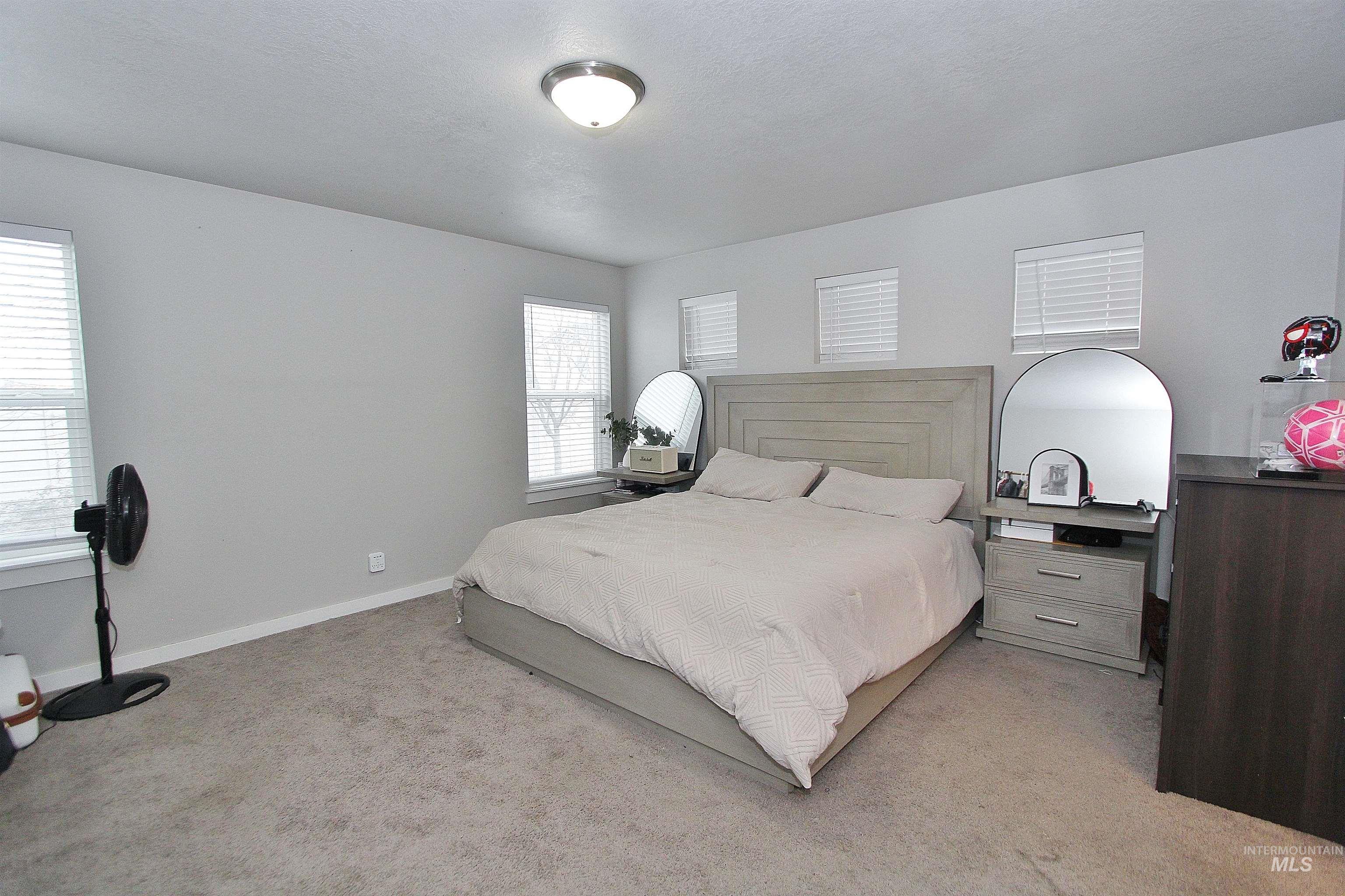 350 Syringa Springs Dr., Fruitland, Idaho 83619, 3 Bedrooms, 2 Bathrooms, Residential For Sale, Price $575,000,MLS 98971541