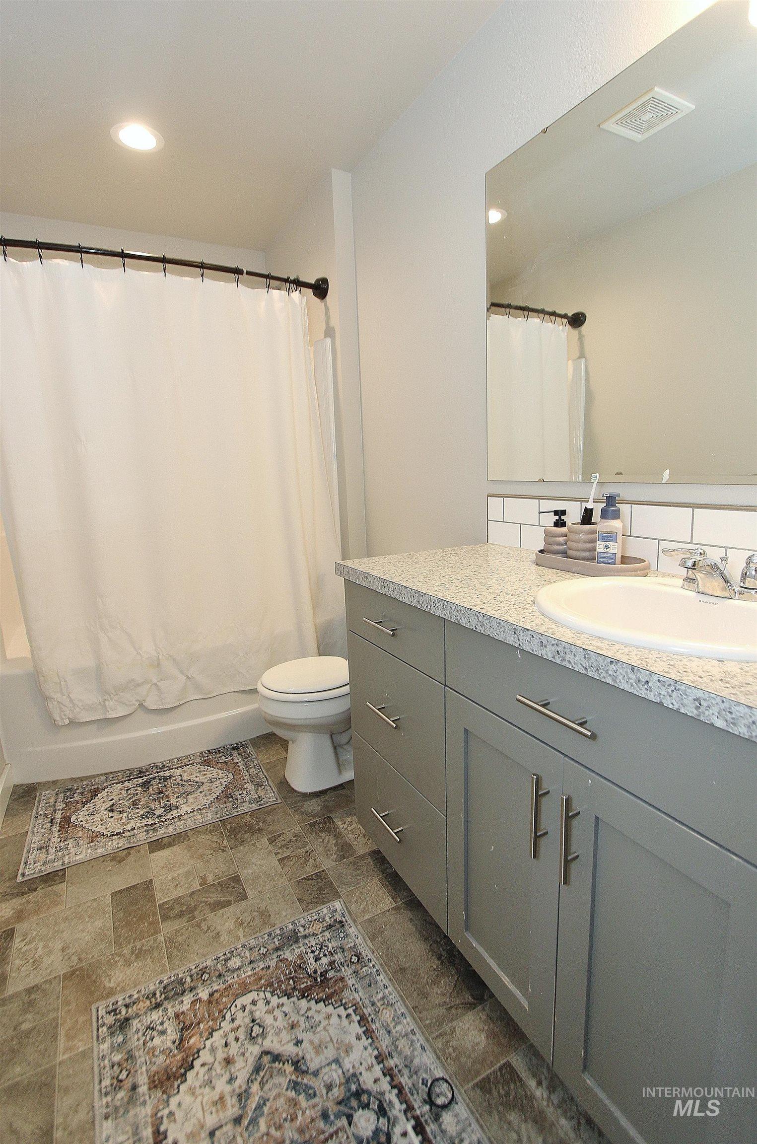 350 Syringa Springs Dr., Fruitland, Idaho 83619, 3 Bedrooms, 2 Bathrooms, Residential For Sale, Price $575,000,MLS 98971541