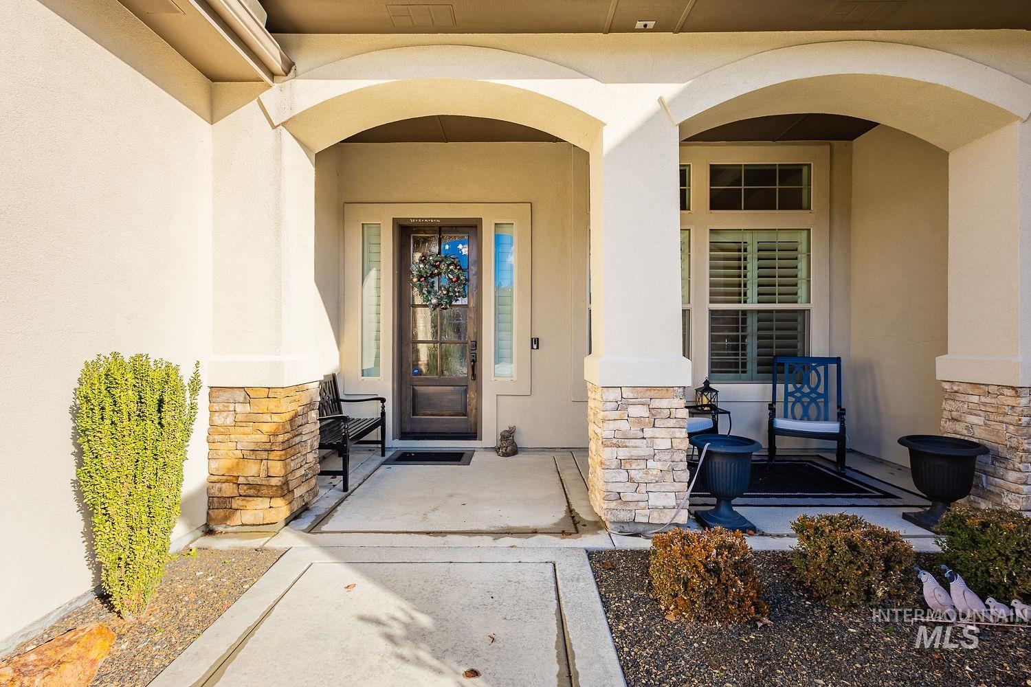 1842 N Highbury Way, Eagle, Idaho 83616, 4 Bedrooms, 3.5 Bathrooms, Residential For Sale, Price $1,195,000, 98971542