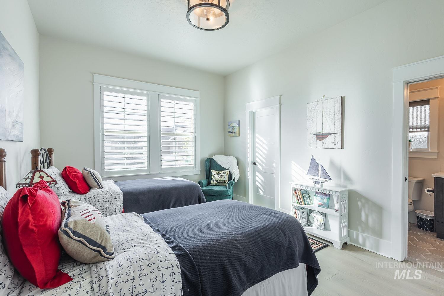 1842 N Highbury Way, Eagle, Idaho 83616, 4 Bedrooms, 3.5 Bathrooms, Residential For Sale, Price $1,195,000, 98971542