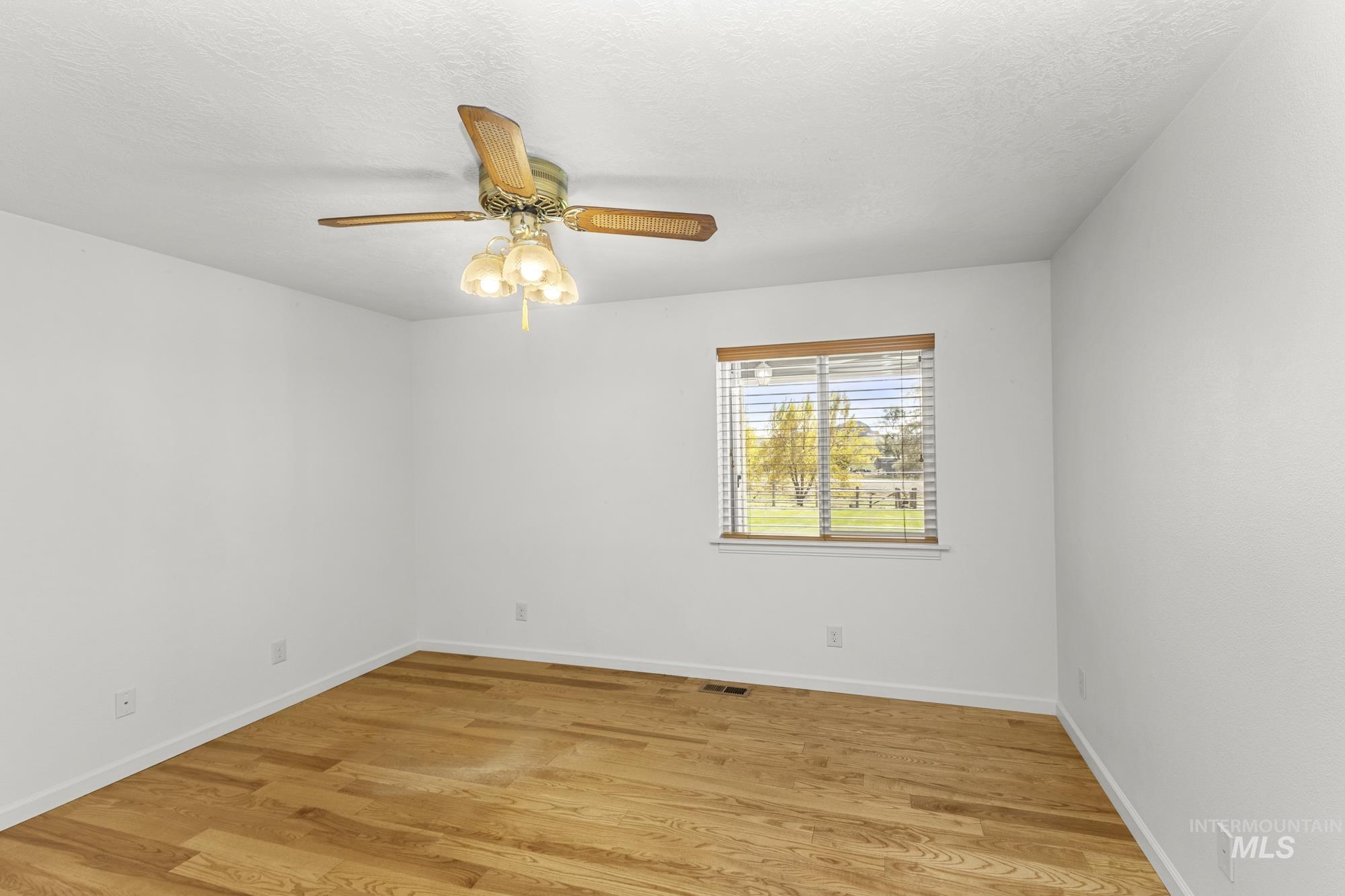 7978 Baseline RD., Melba, Idaho 83641, 3 Bedrooms, 2 Bathrooms, Residential For Sale, Price $989,500,MLS 98971543