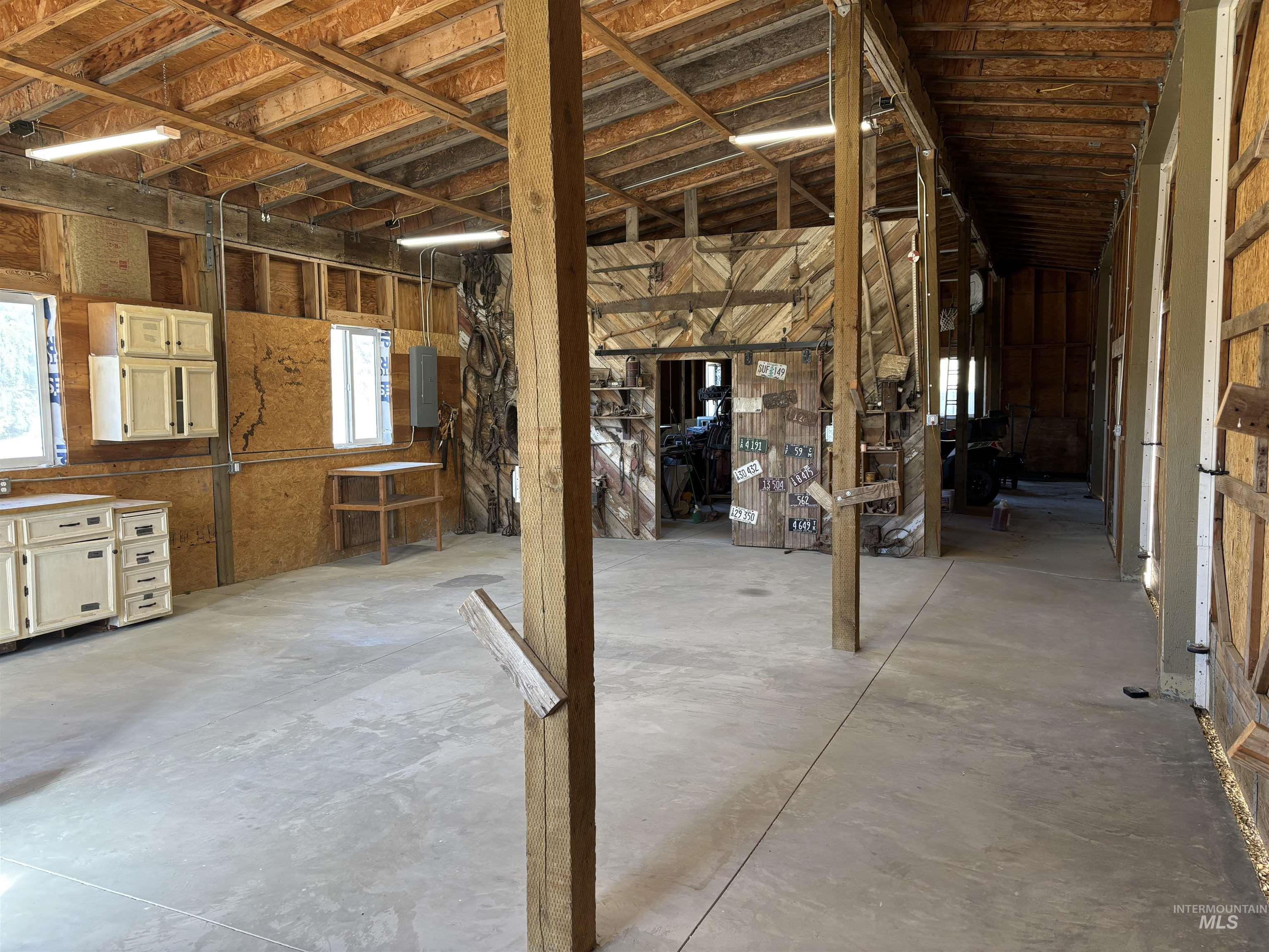 7978 Baseline RD., Melba, Idaho 83641, 3 Bedrooms, 2 Bathrooms, Residential For Sale, Price $989,500,MLS 98971543