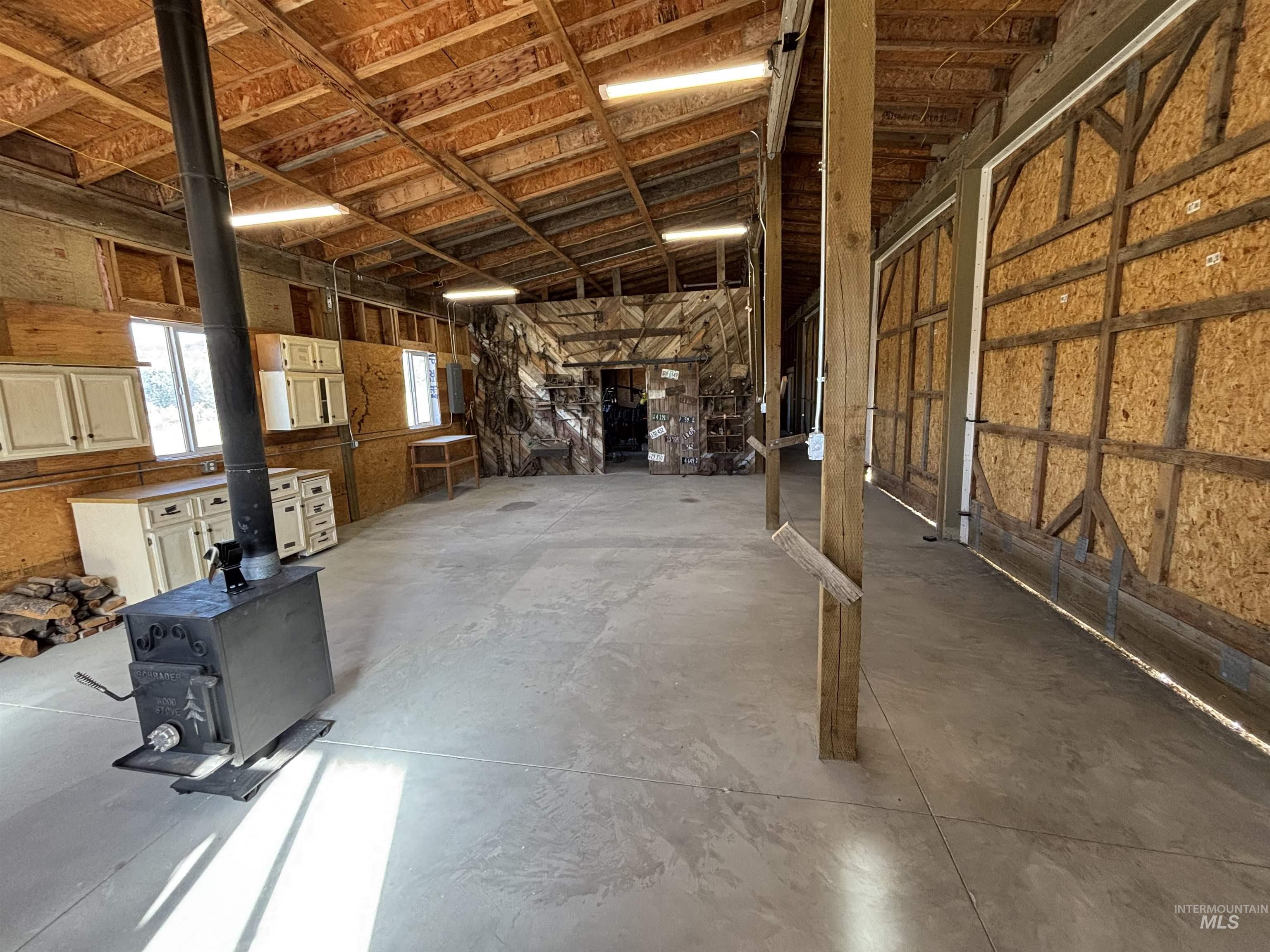 7978 Baseline RD., Melba, Idaho 83641, 3 Bedrooms, 2 Bathrooms, Residential For Sale, Price $989,500,MLS 98971543