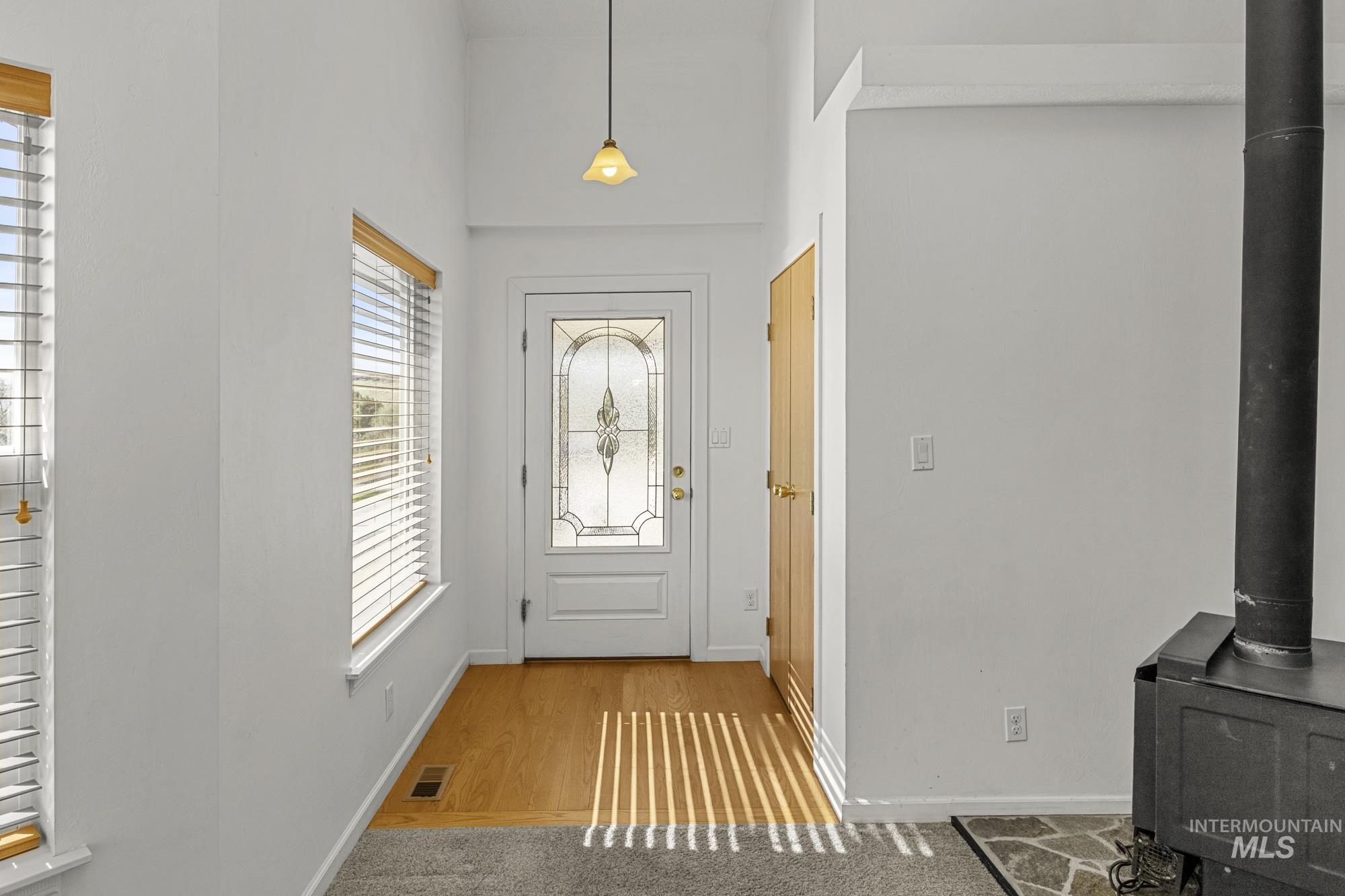 7978 Baseline RD., Melba, Idaho 83641, 3 Bedrooms, 2 Bathrooms, Residential For Sale, Price $989,500,MLS 98971543