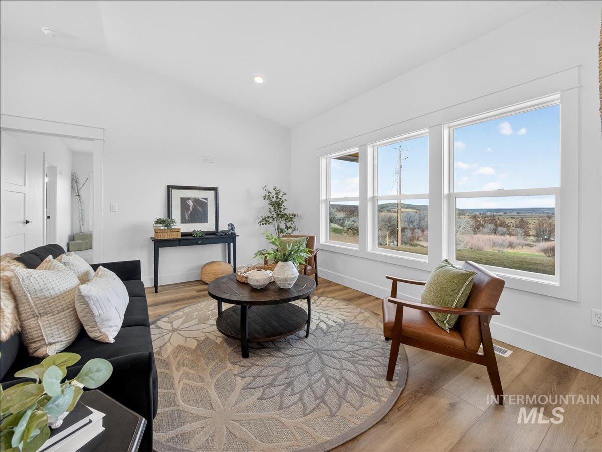 3355 County Line Rd, New Plymouth, Idaho 83655, 3 Bedrooms, 2 Bathrooms, Residential For Sale, Price $648,000,MLS 98971546