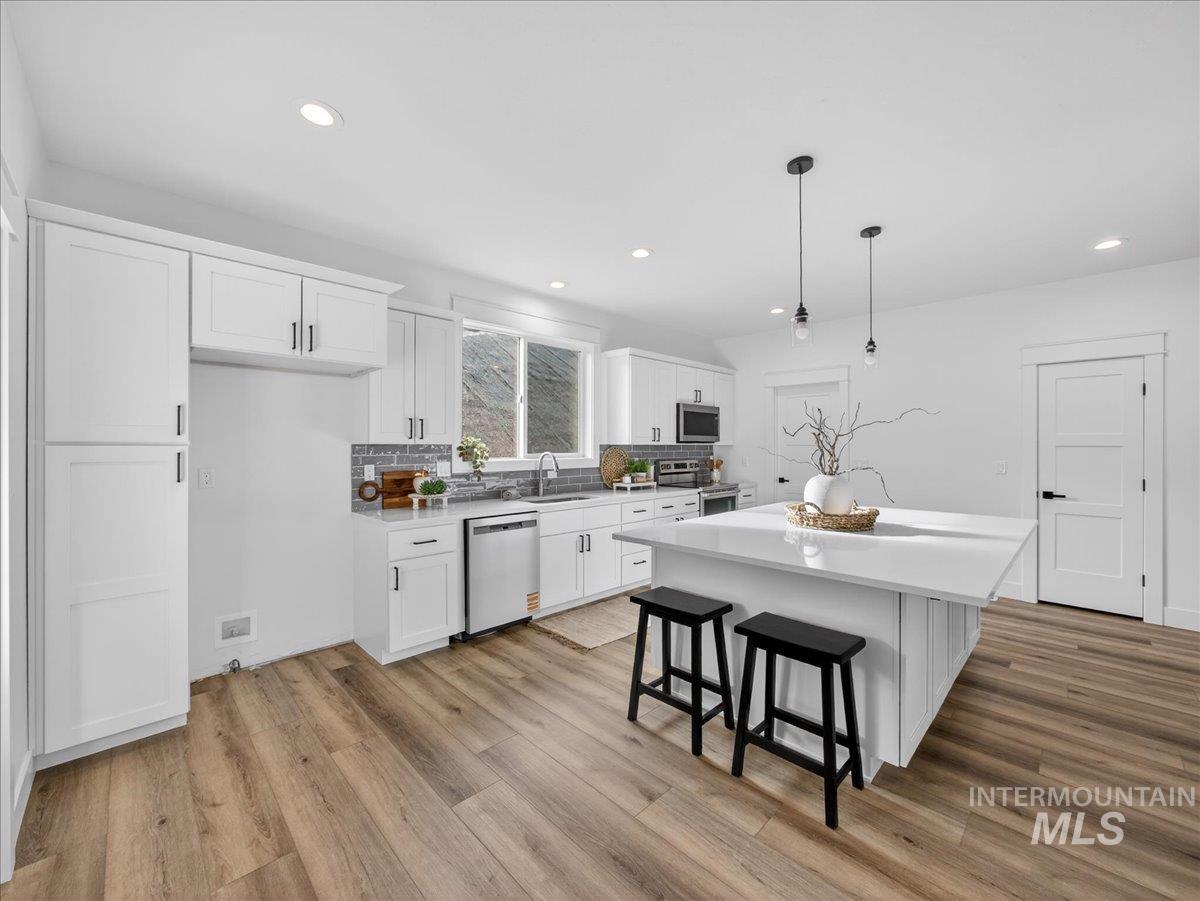 3355 County Line Rd, New Plymouth, Idaho 83655, 3 Bedrooms, 2 Bathrooms, Residential For Sale, Price $648,000,MLS 98971546