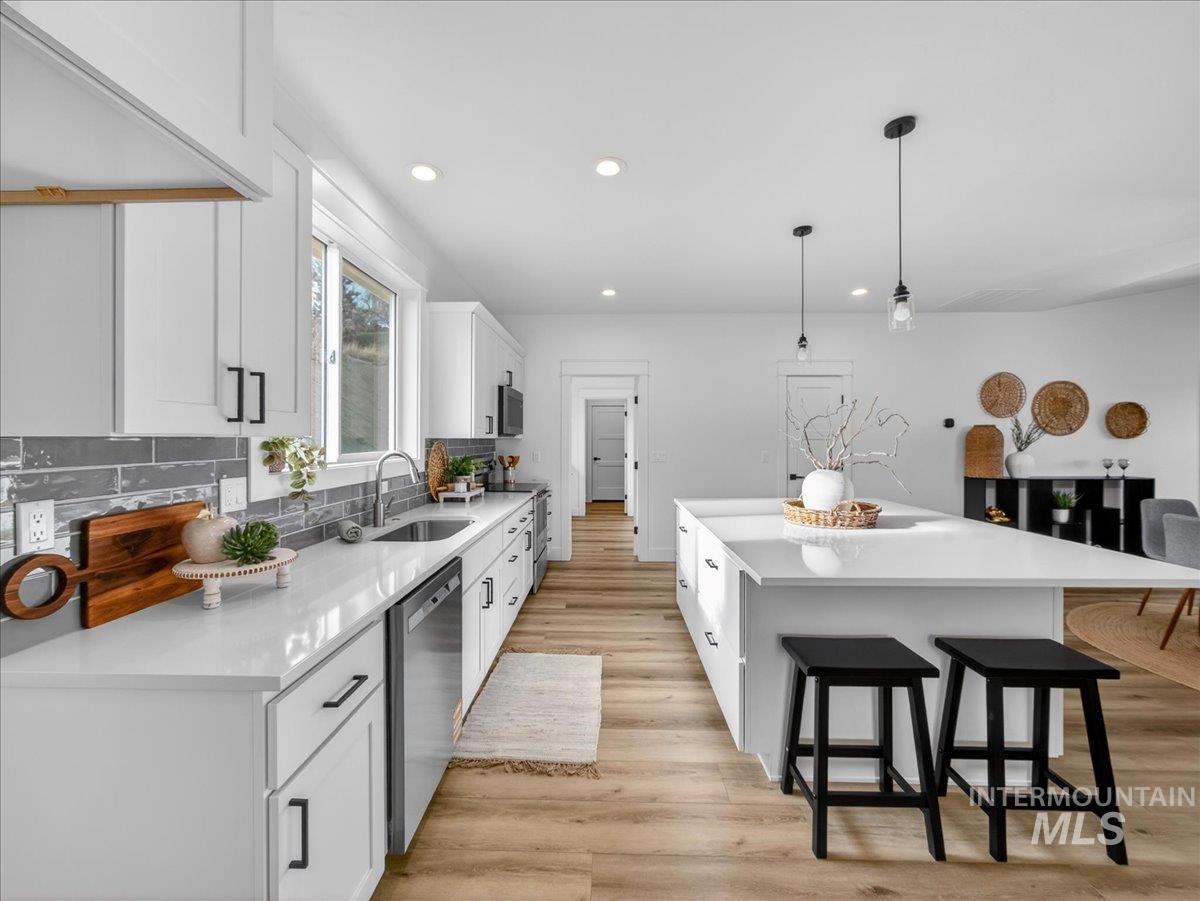 3355 County Line Rd, New Plymouth, Idaho 83655, 3 Bedrooms, 2 Bathrooms, Residential For Sale, Price $648,000,MLS 98971546