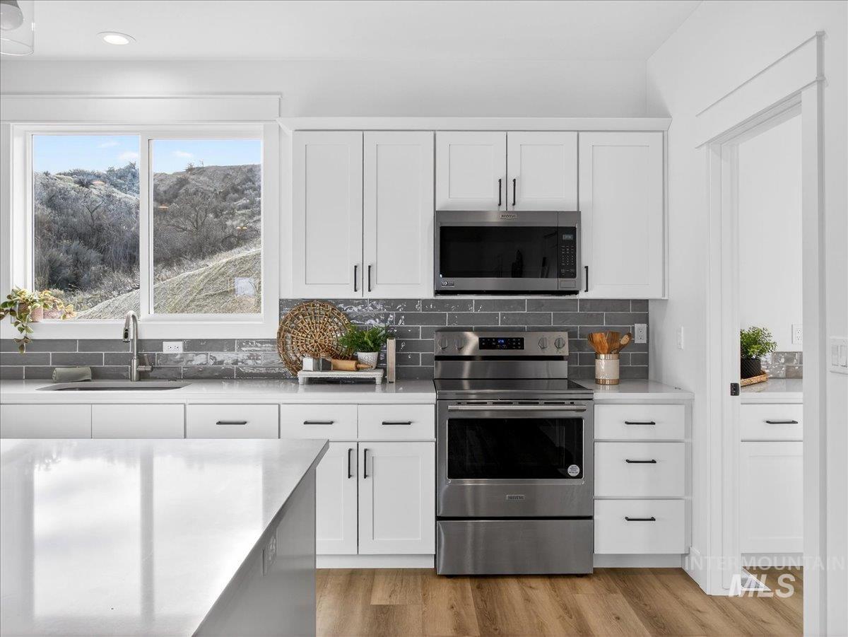 3355 County Line Rd, New Plymouth, Idaho 83655, 3 Bedrooms, 2 Bathrooms, Residential For Sale, Price $648,000,MLS 98971546