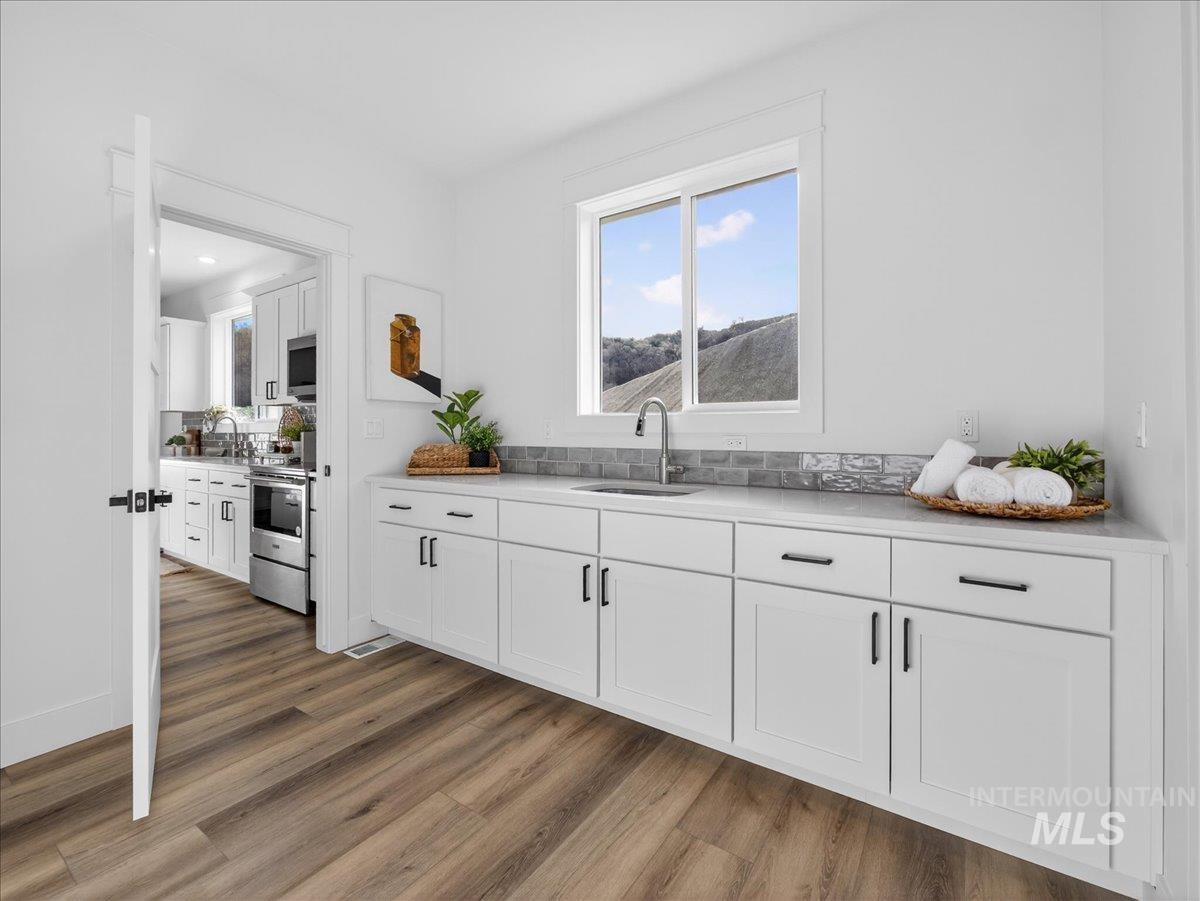 3355 County Line Rd, New Plymouth, Idaho 83655, 3 Bedrooms, 2 Bathrooms, Residential For Sale, Price $648,000,MLS 98971546