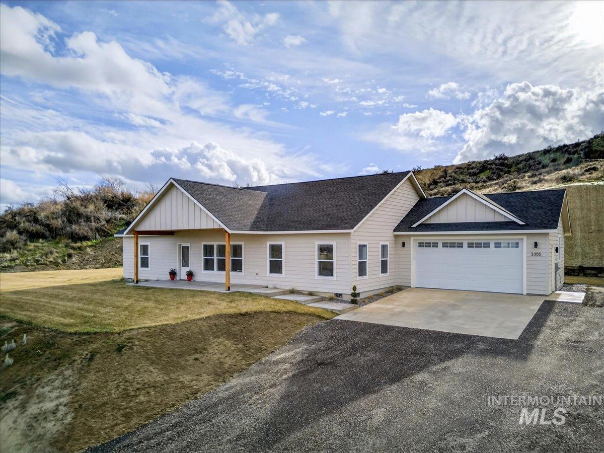 3355 County Line Rd, New Plymouth, Idaho 83655, 3 Bedrooms, 2 Bathrooms, Residential For Sale, Price $648,000,MLS 98971546