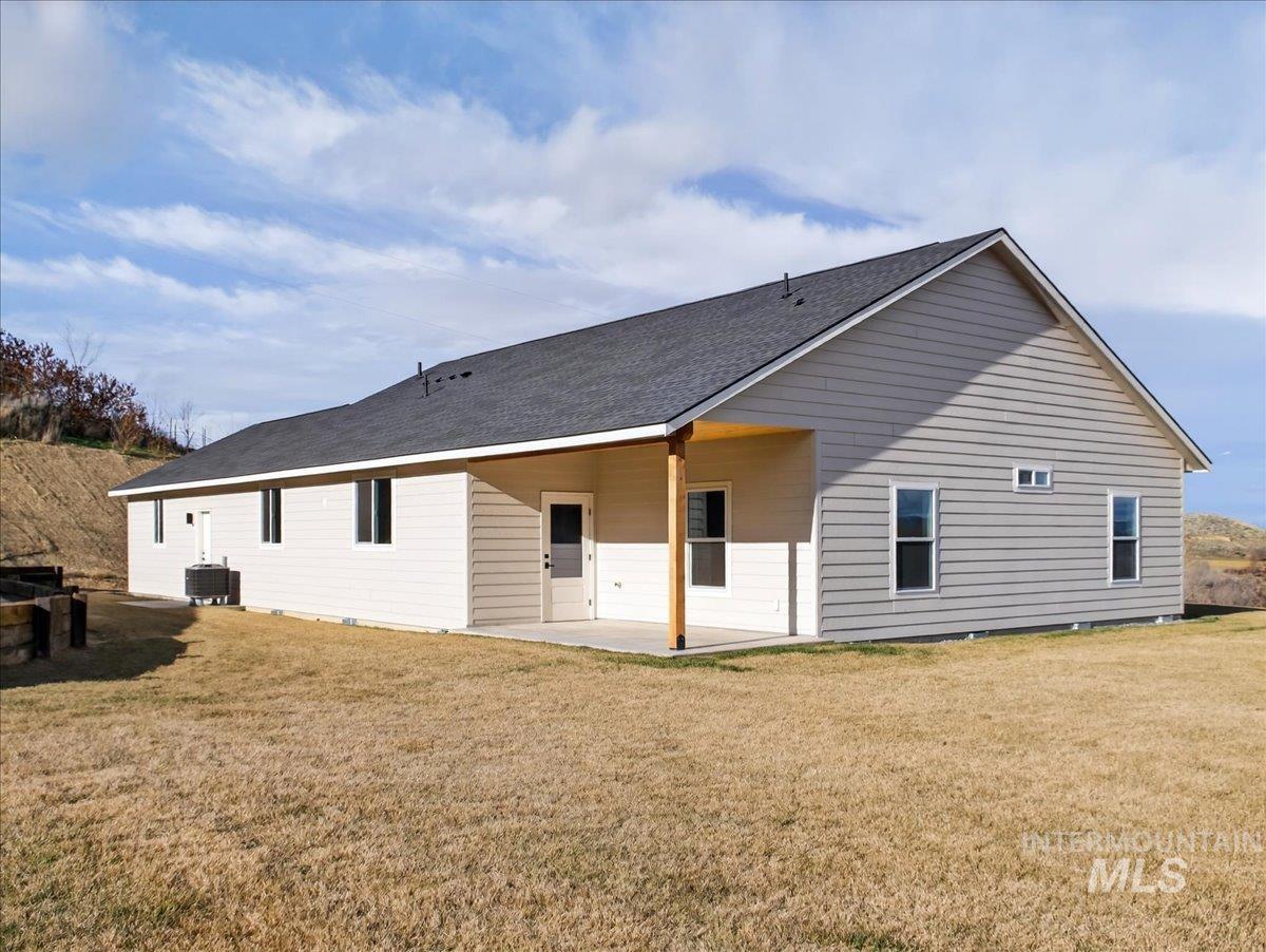 3355 County Line Rd, New Plymouth, Idaho 83655, 3 Bedrooms, 2 Bathrooms, Residential For Sale, Price $648,000,MLS 98971546