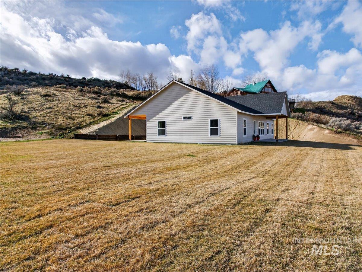 3355 County Line Rd, New Plymouth, Idaho 83655, 3 Bedrooms, 2 Bathrooms, Residential For Sale, Price $648,000,MLS 98971546
