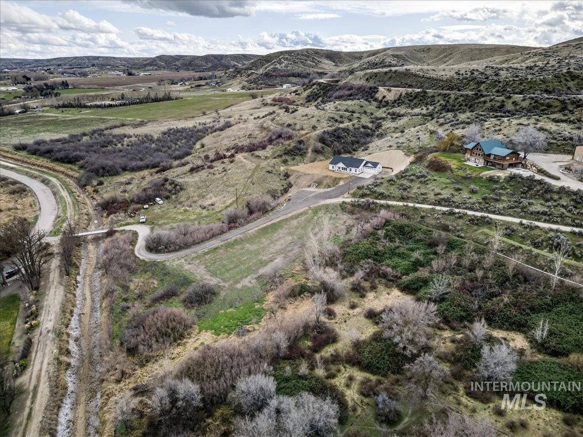 3355 County Line Rd, New Plymouth, Idaho 83655, 3 Bedrooms, 2 Bathrooms, Residential For Sale, Price $648,000,MLS 98971546