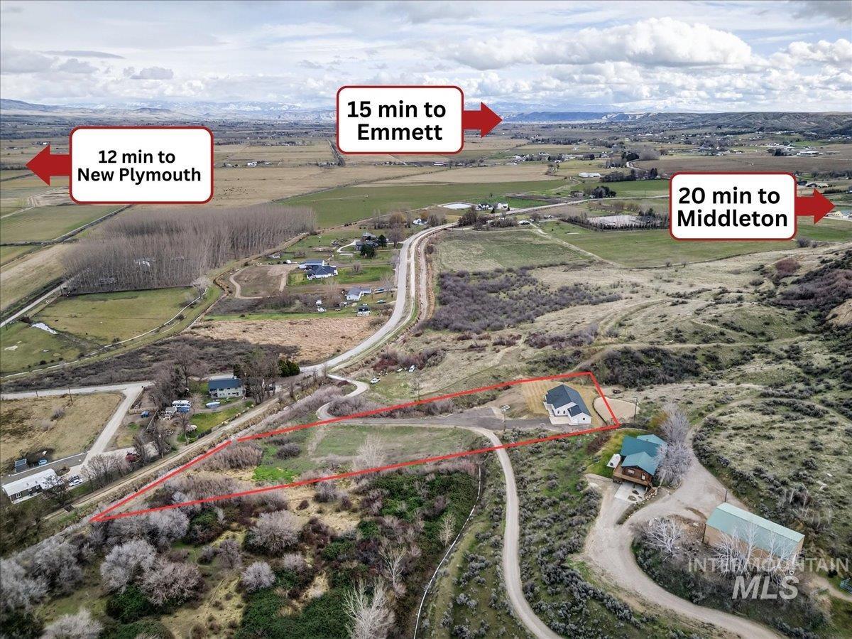 3355 County Line Rd, New Plymouth, Idaho 83655, 3 Bedrooms, 2 Bathrooms, Residential For Sale, Price $648,000,MLS 98971546
