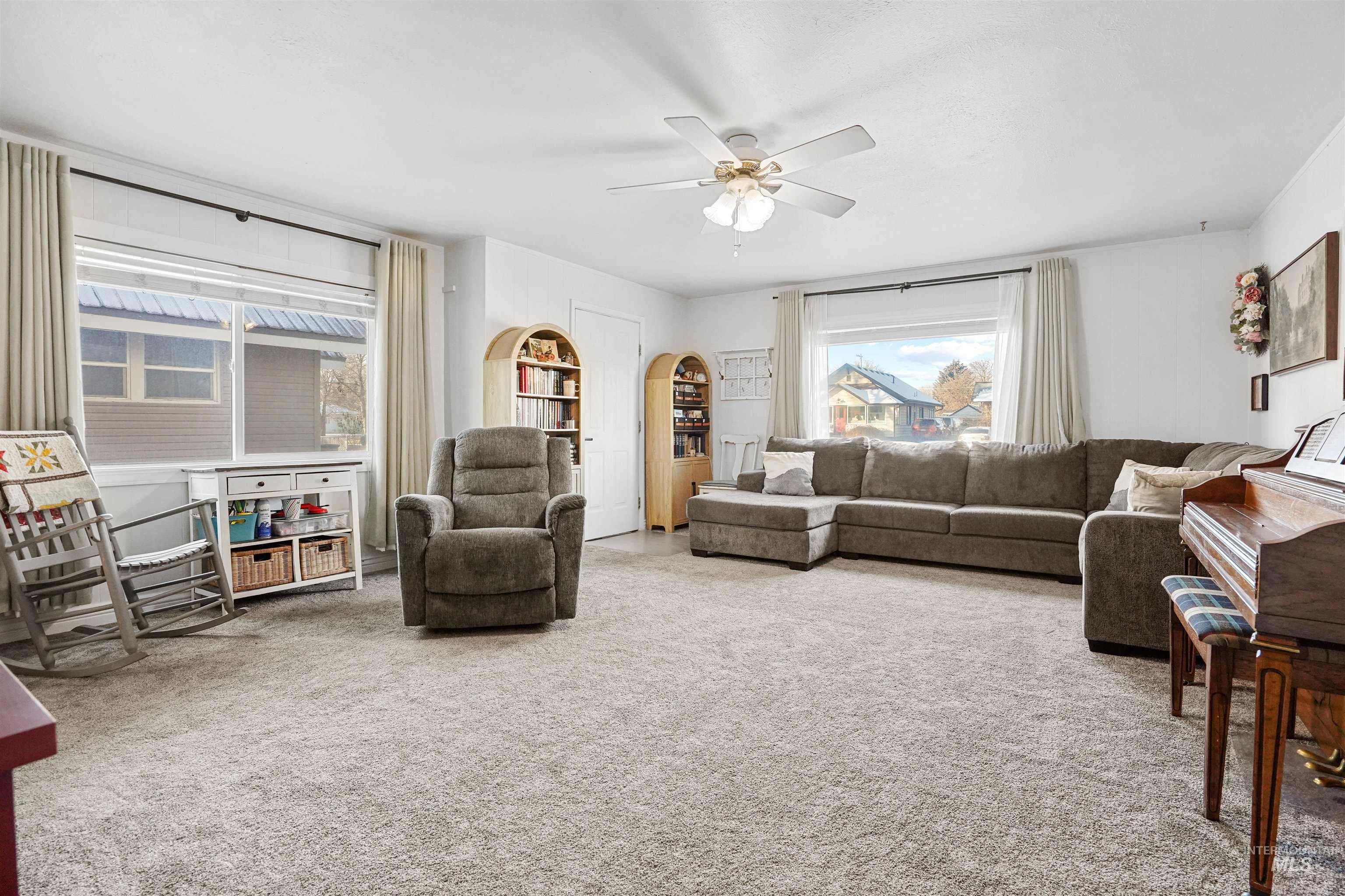 1427 Oakley Ave, Burley, Idaho 83318, 3 Bedrooms, 1 Bathroom, Residential For Sale, Price $225,000,MLS 98971547