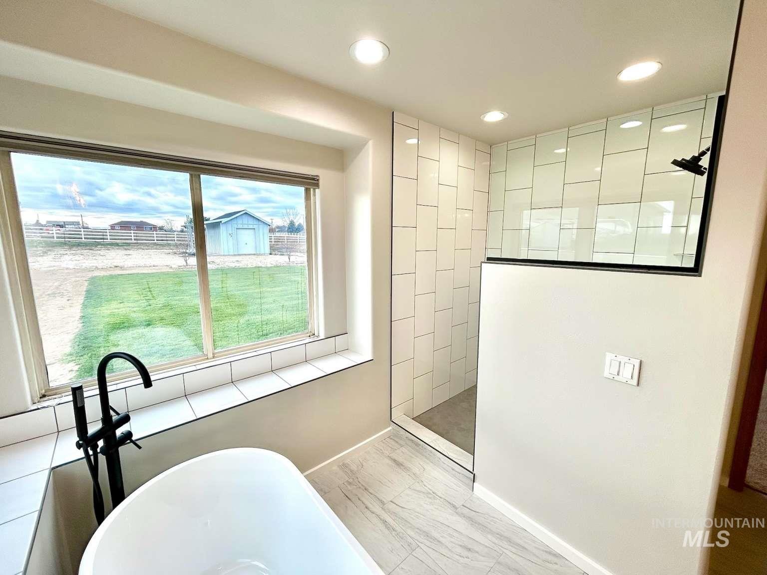 6975 J & S Circle, Nampa, Idaho 83686, 3 Bedrooms, 2 Bathrooms, Residential For Sale, Price $850,000,MLS 98971552