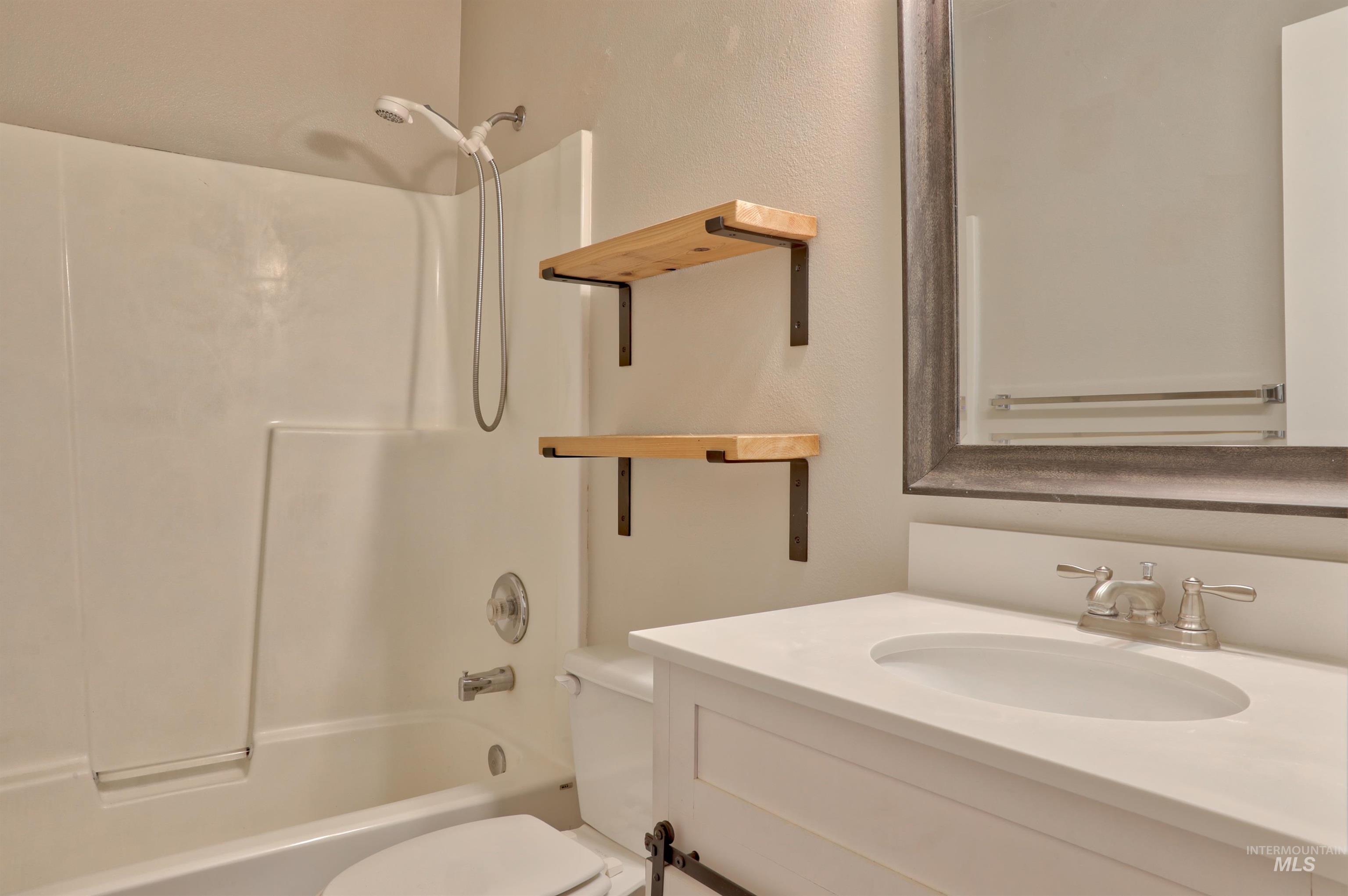 4911 Buffalo Grass Ave, Caldwell, Idaho 83607, 3 Bedrooms, 2 Bathrooms, Residential For Sale, Price $335,000,MLS 98971553