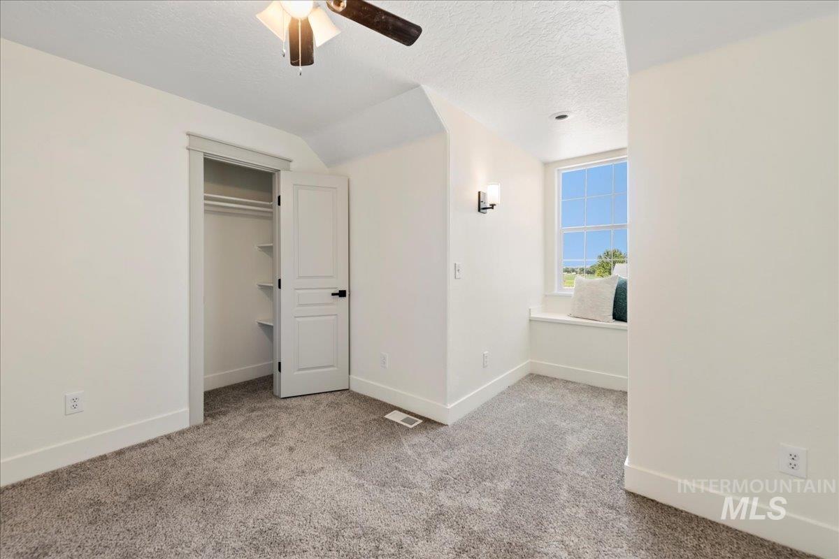 22798 Elsie St, Caldwell, Idaho 83607, 6 Bedrooms, 3 Bathrooms, Residential For Sale, Price $589,900,MLS 98971555