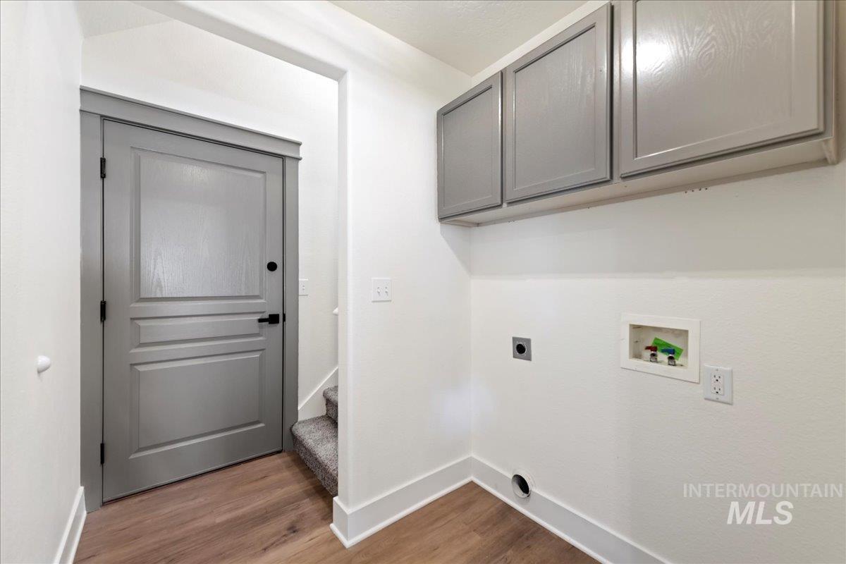 22798 Elsie St, Caldwell, Idaho 83607, 6 Bedrooms, 3 Bathrooms, Residential For Sale, Price $589,900,MLS 98971555