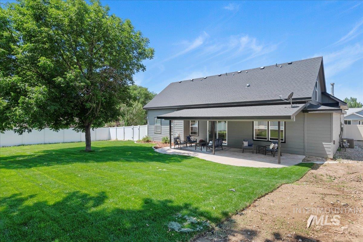 22798 Elsie St, Caldwell, Idaho 83607, 6 Bedrooms, 3 Bathrooms, Residential For Sale, Price $589,900,MLS 98971555