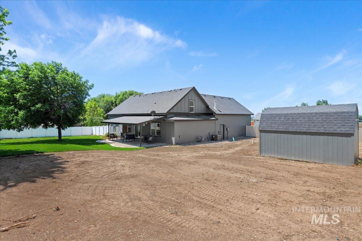 22798 Elsie St, Caldwell, Idaho 83607, 6 Bedrooms, 3 Bathrooms, Residential For Sale, Price $589,900,MLS 98971555