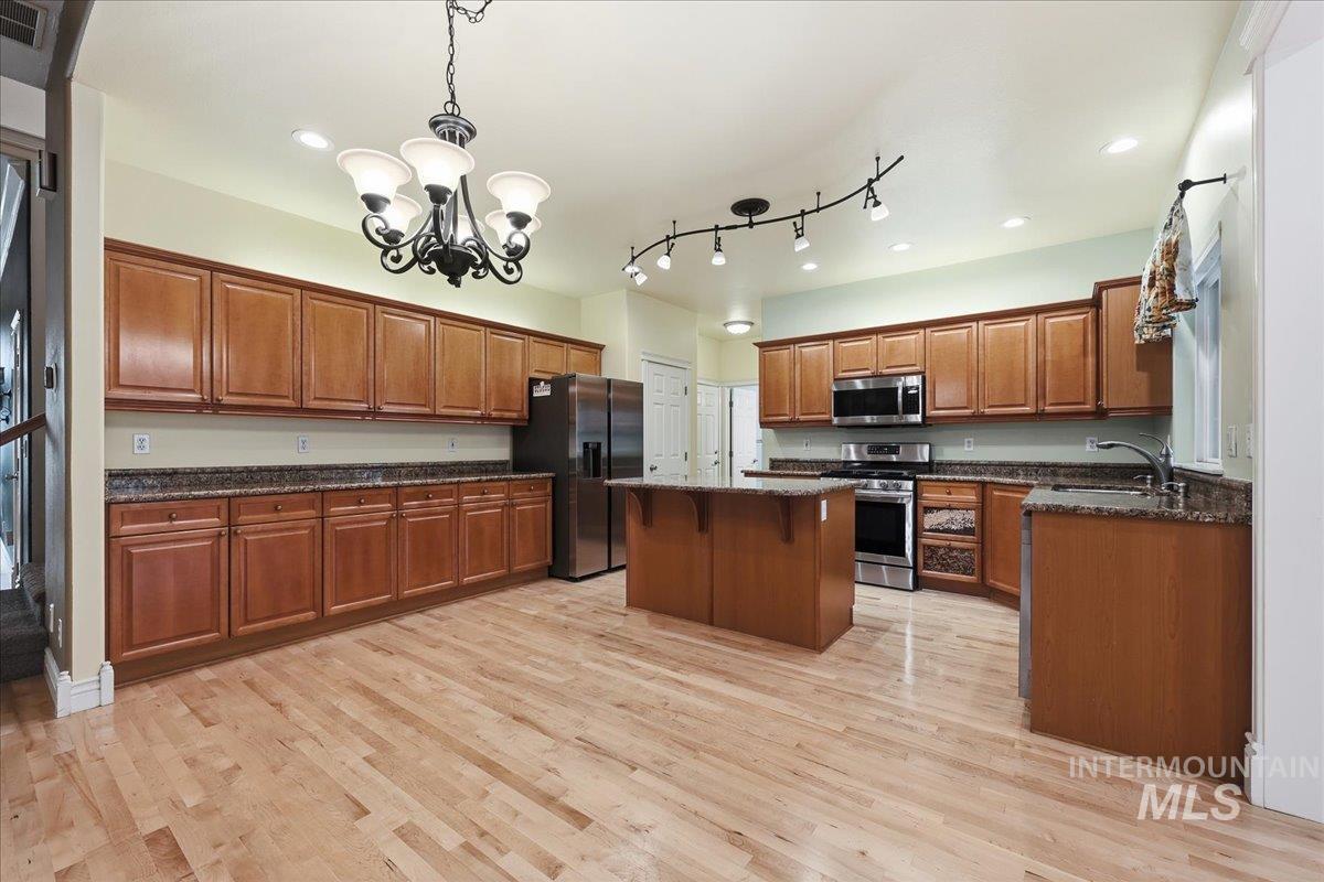 11026 W Wagon Pass St, Boise, Idaho 83709, 4 Bedrooms, 3 Bathrooms, Residential For Sale, Price $649,900,MLS 98971559