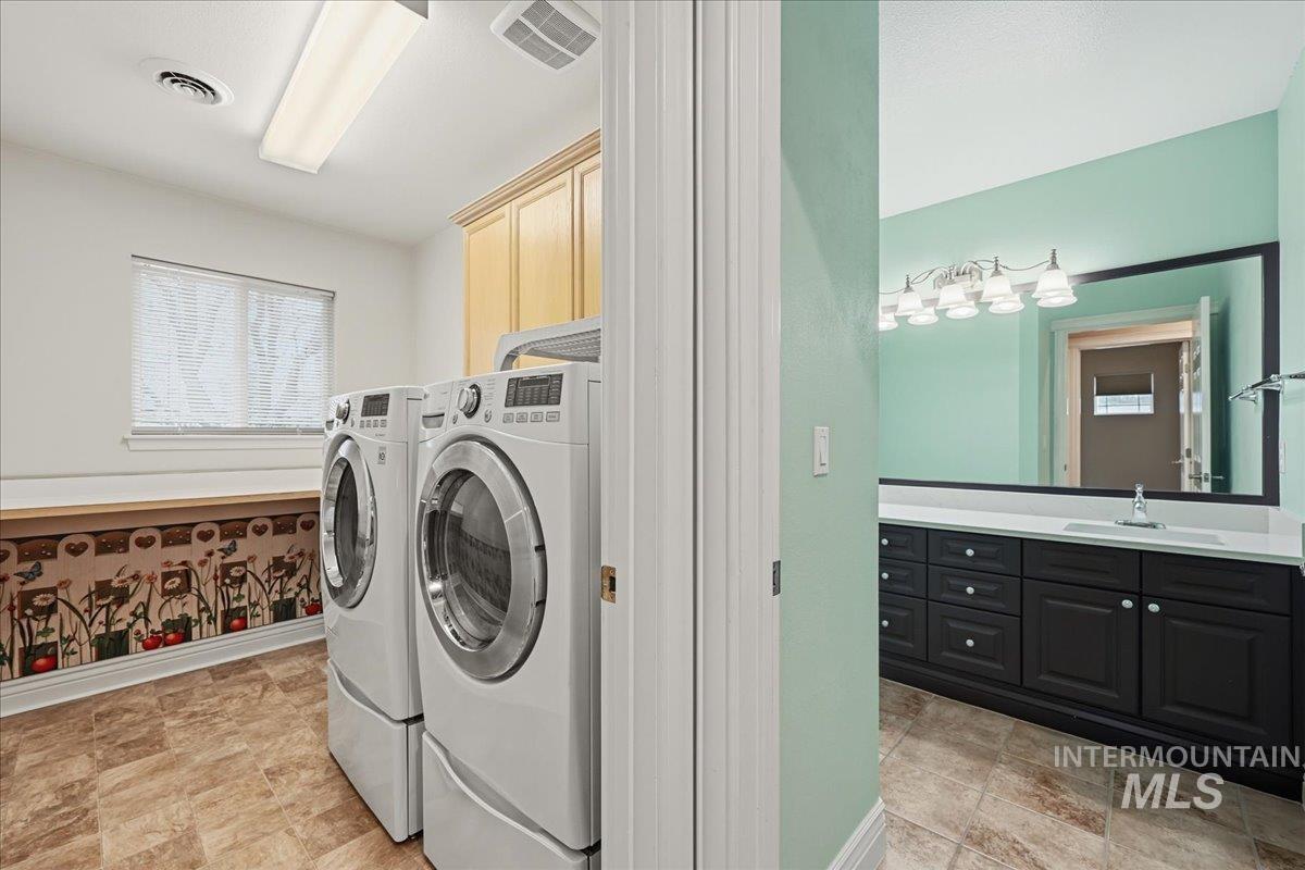 11026 W Wagon Pass St, Boise, Idaho 83709, 4 Bedrooms, 3 Bathrooms, Residential For Sale, Price $649,900,MLS 98971559