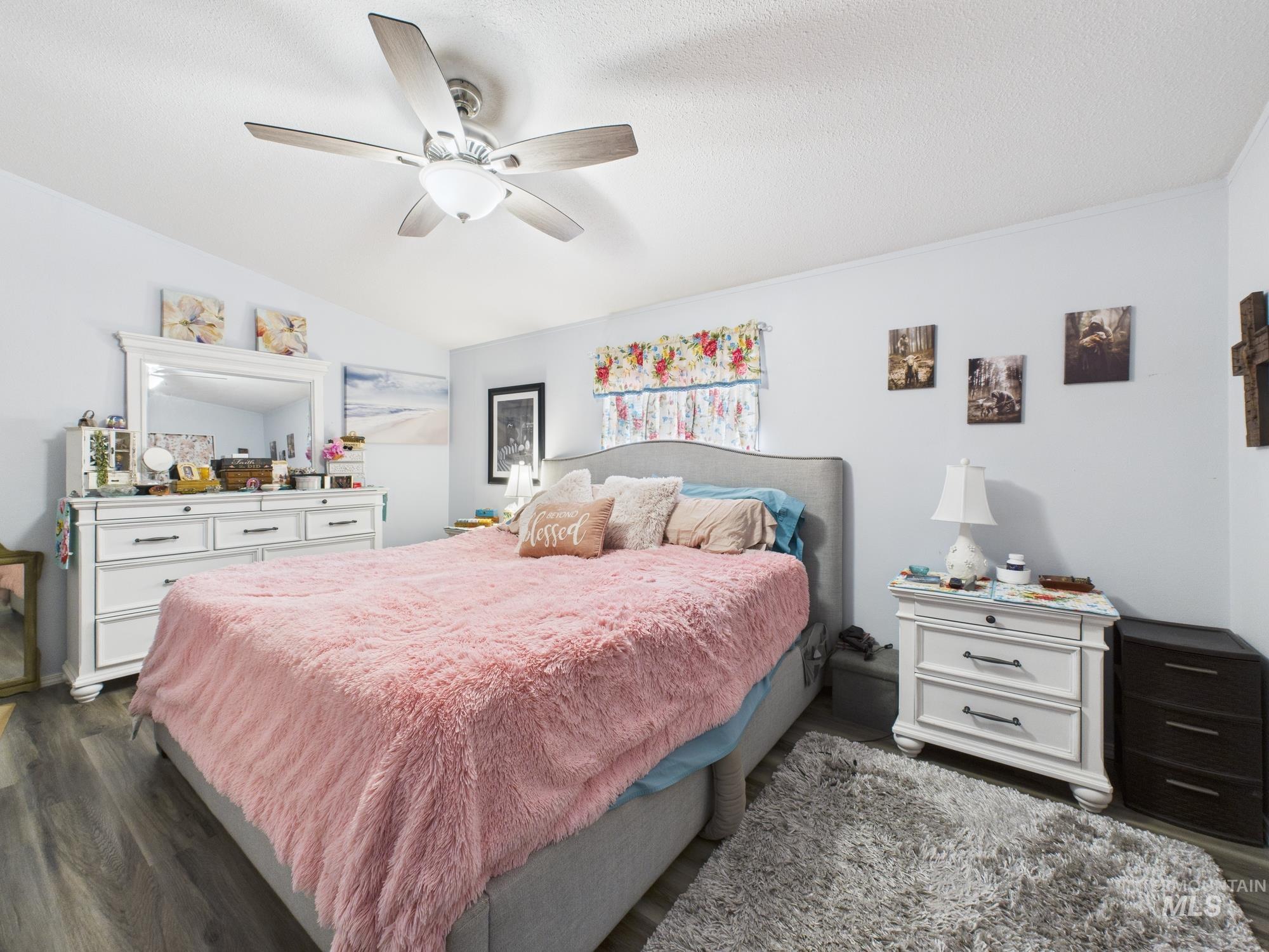 1401 Republic Lane, Emmett, Idaho 83617, 2 Bedrooms, 2 Bathrooms, Residential For Sale, Price $170,000,MLS 98971560