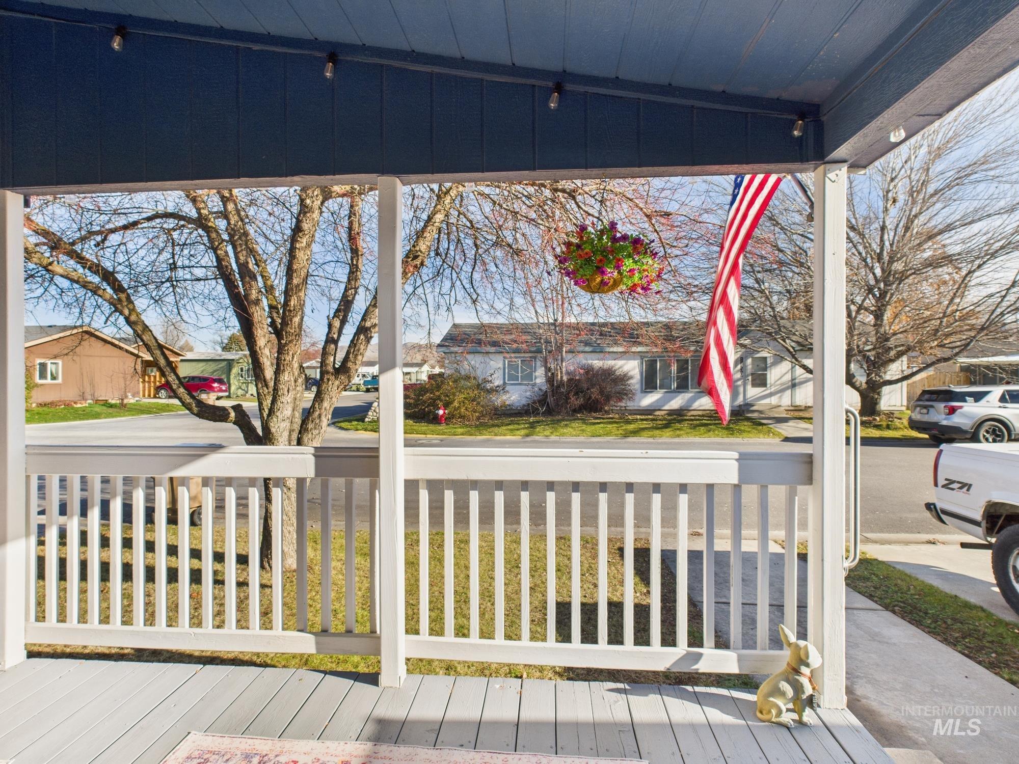 1401 Republic Lane, Emmett, Idaho 83617, 2 Bedrooms, 2 Bathrooms, Residential For Sale, Price $170,000,MLS 98971560