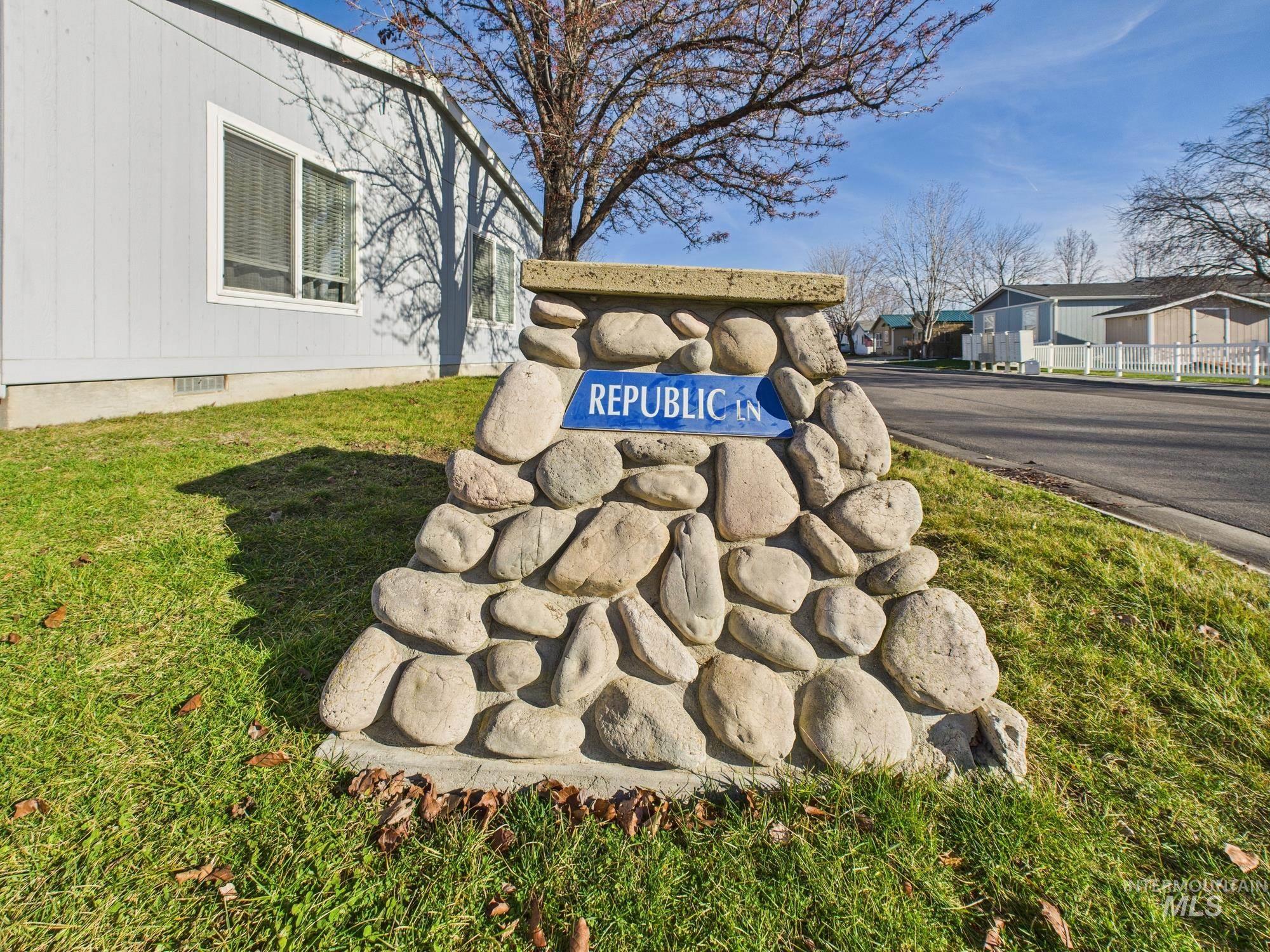 1401 Republic Lane, Emmett, Idaho 83617, 2 Bedrooms, 2 Bathrooms, Residential For Sale, Price $170,000,MLS 98971560