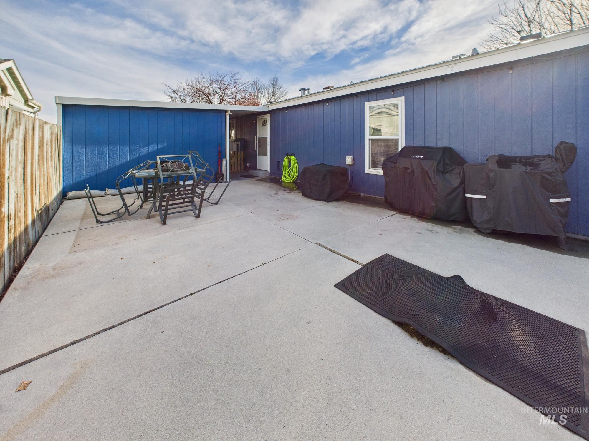 1401 Republic Lane, Emmett, Idaho 83617, 2 Bedrooms, 2 Bathrooms, Residential For Sale, Price $170,000,MLS 98971560