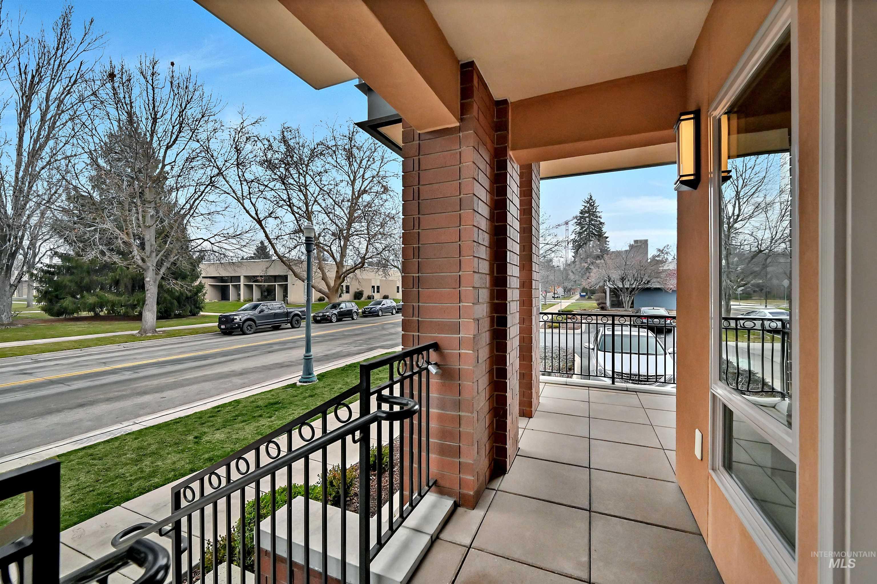 323 W Jefferson Street Apt 103, Boise, Idaho 83702-5126, 2 Bedrooms, 1.5 Bathrooms, Residential For Sale, Price $750,000,MLS 98971562