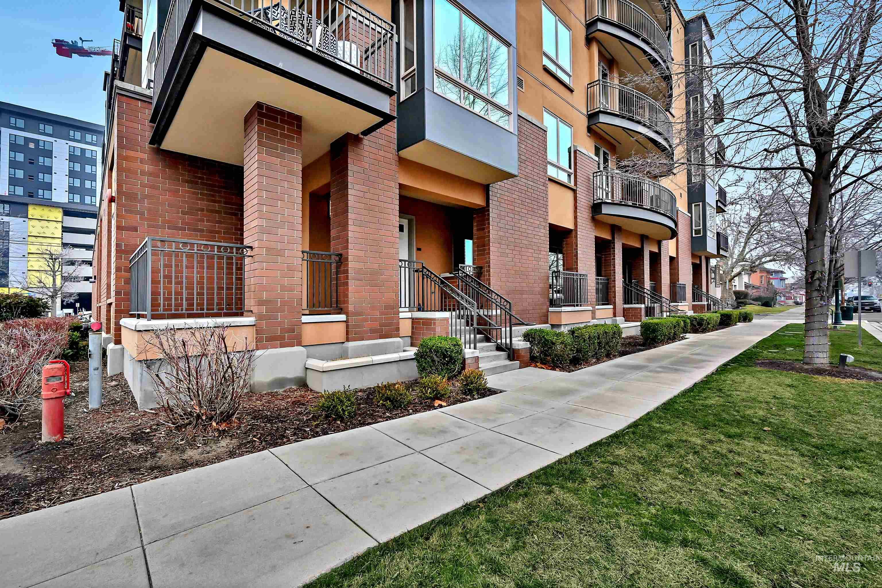 323 W Jefferson Street Apt 103, Boise, Idaho 83702-5126, 2 Bedrooms, 1.5 Bathrooms, Residential For Sale, Price $750,000,MLS 98971562