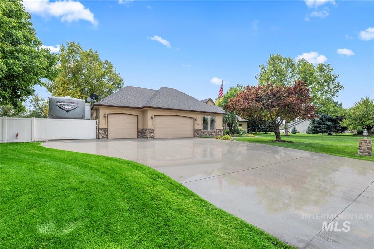 7645 E Charismatic St, Nampa, Idaho 83687, 3 Bedrooms, 2.5 Bathrooms, Residential For Sale, Price $998,000,MLS 98971564