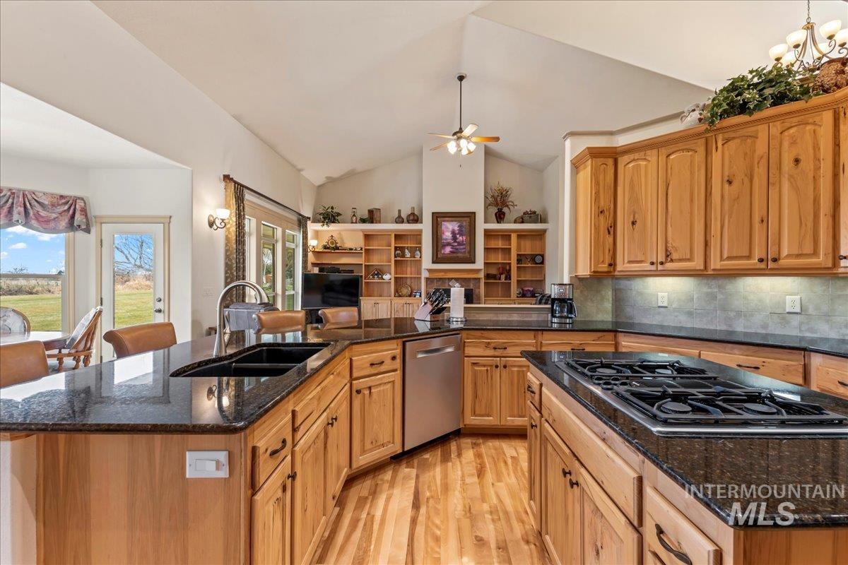 7645 E Charismatic St, Nampa, Idaho 83687, 3 Bedrooms, 2.5 Bathrooms, Residential For Sale, Price $998,000,MLS 98971564