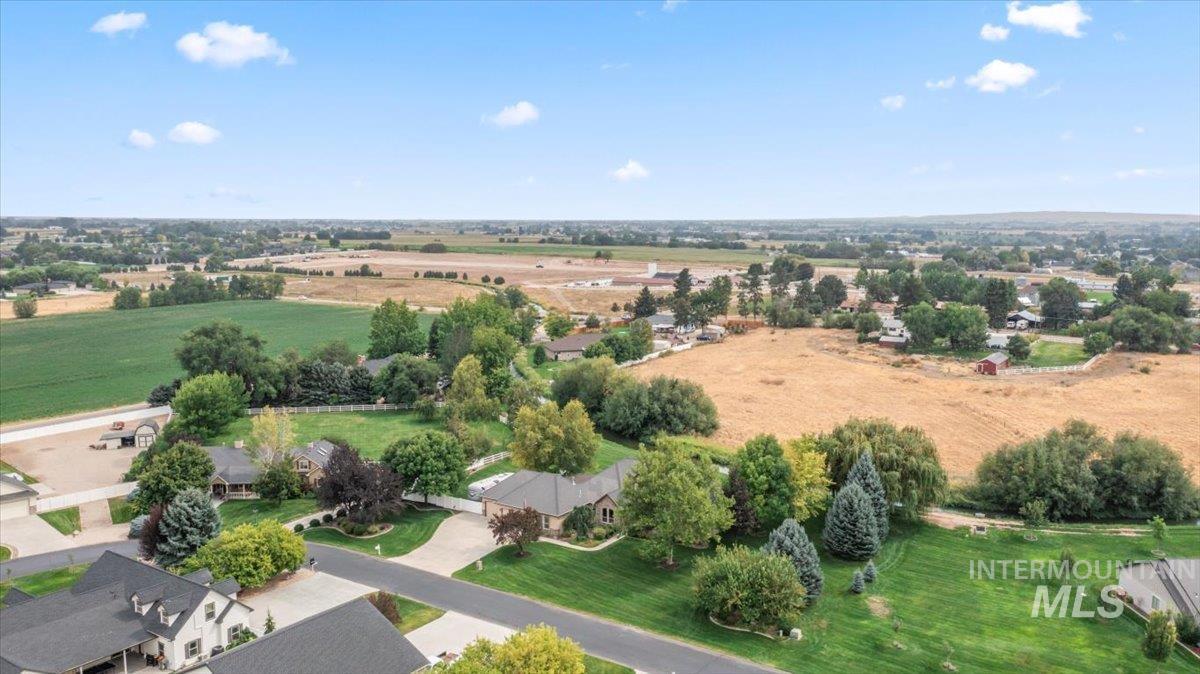 7645 E Charismatic St, Nampa, Idaho 83687, 3 Bedrooms, 2.5 Bathrooms, Residential For Sale, Price $998,000,MLS 98971564