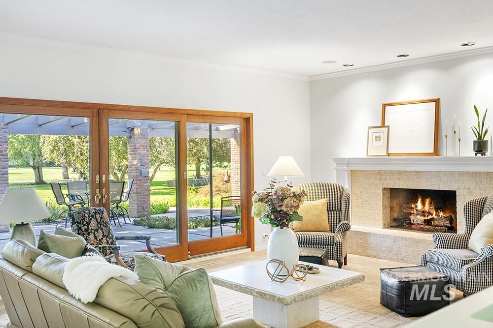 4431 W Hillcrest Dr, Boise, Idaho 83705, 4 Bedrooms, 3.5 Bathrooms, Residential For Sale, Price $1,298,000,MLS 98971567