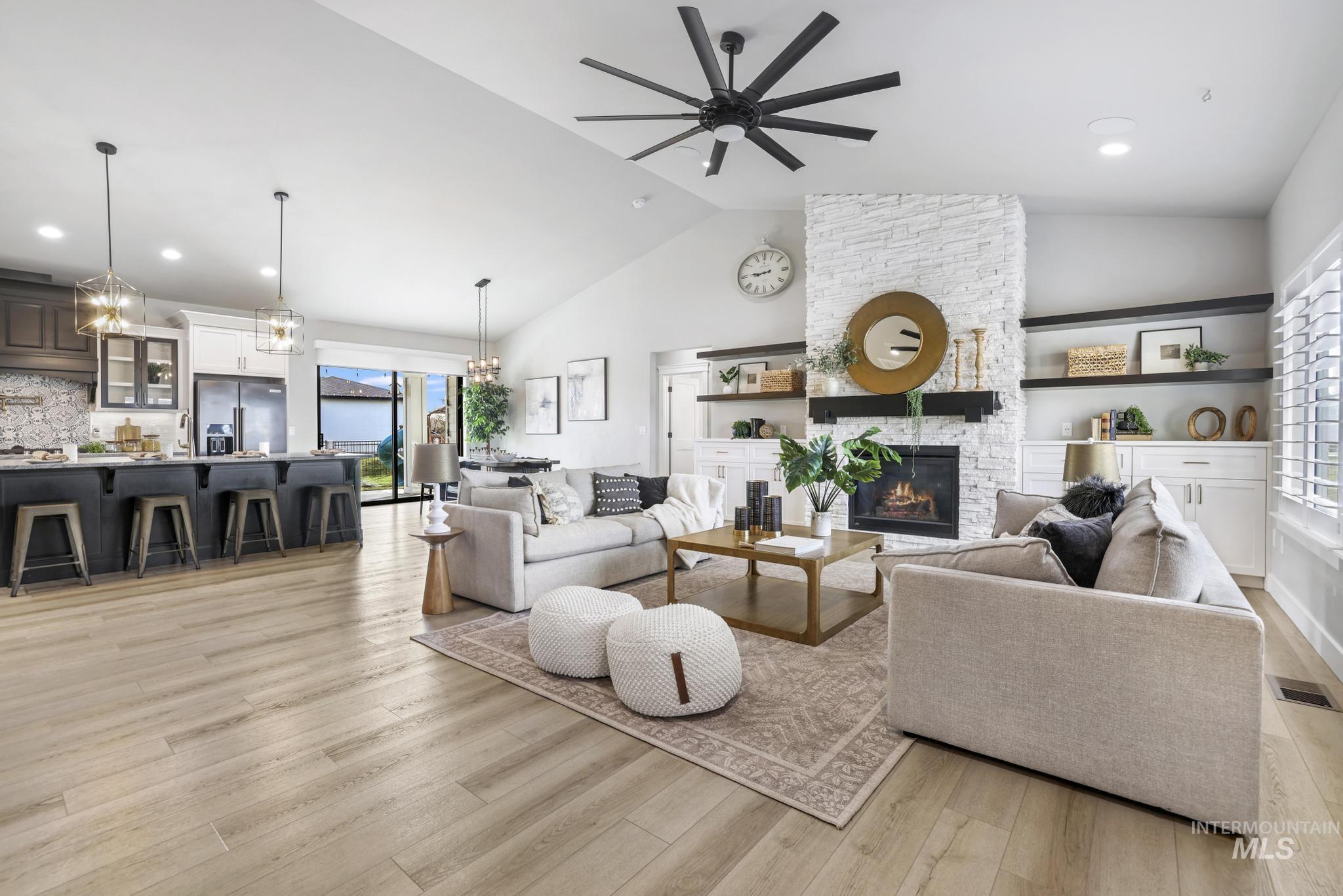 2442 Clear Creek Ct, Twin Falls, Idaho 83301, 5 Bedrooms, 3 Bathrooms, Residential For Sale, Price $779,900,MLS 98971568