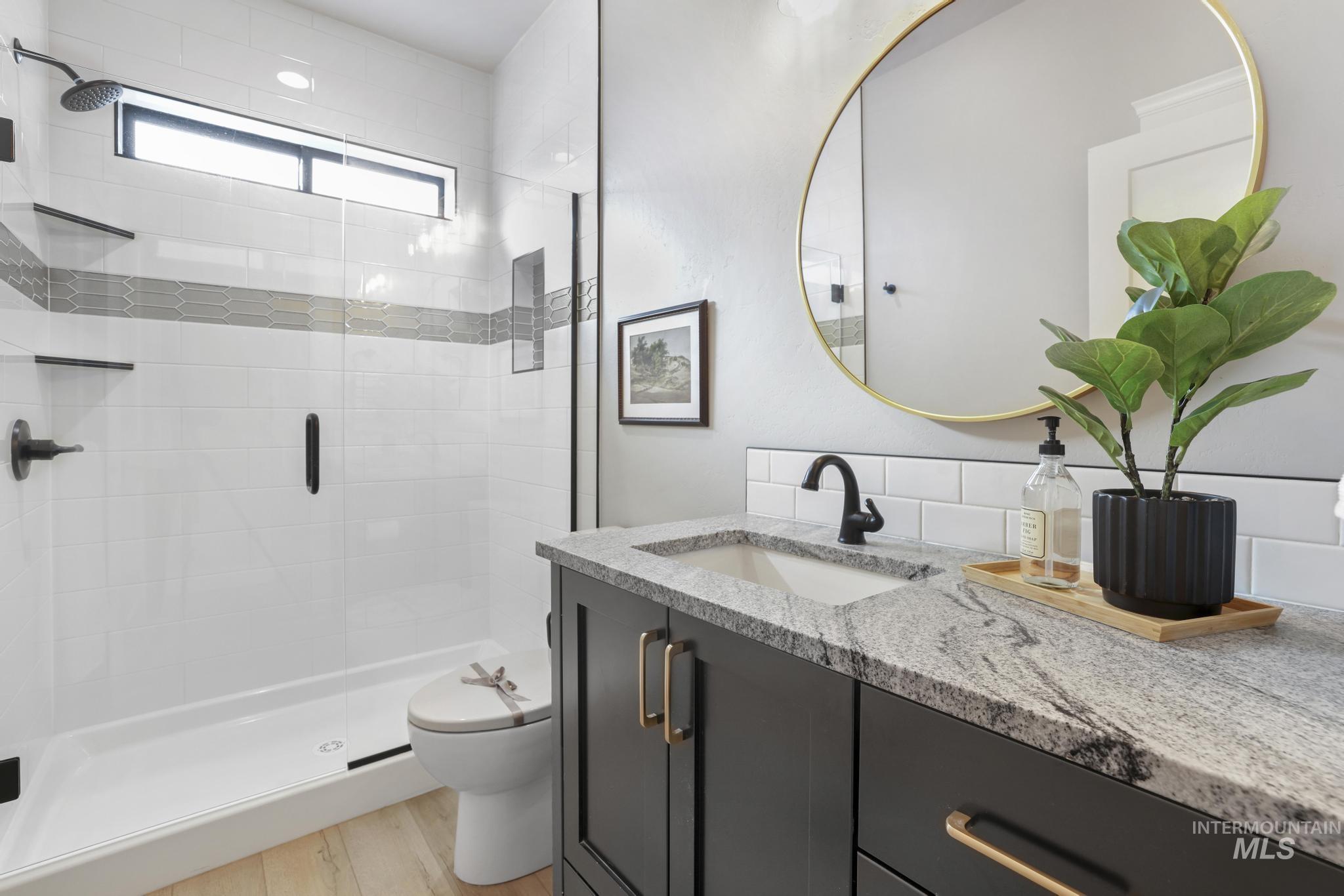 2442 Clear Creek Ct, Twin Falls, Idaho 83301, 5 Bedrooms, 3 Bathrooms, Residential For Sale, Price $779,900,MLS 98971568