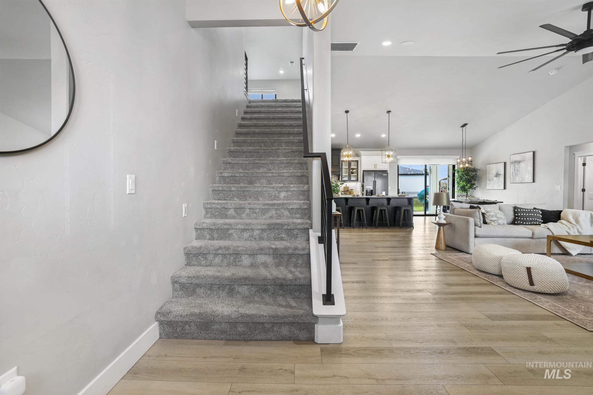 2442 Clear Creek Ct, Twin Falls, Idaho 83301, 5 Bedrooms, 3 Bathrooms, Residential For Sale, Price $779,900,MLS 98971568