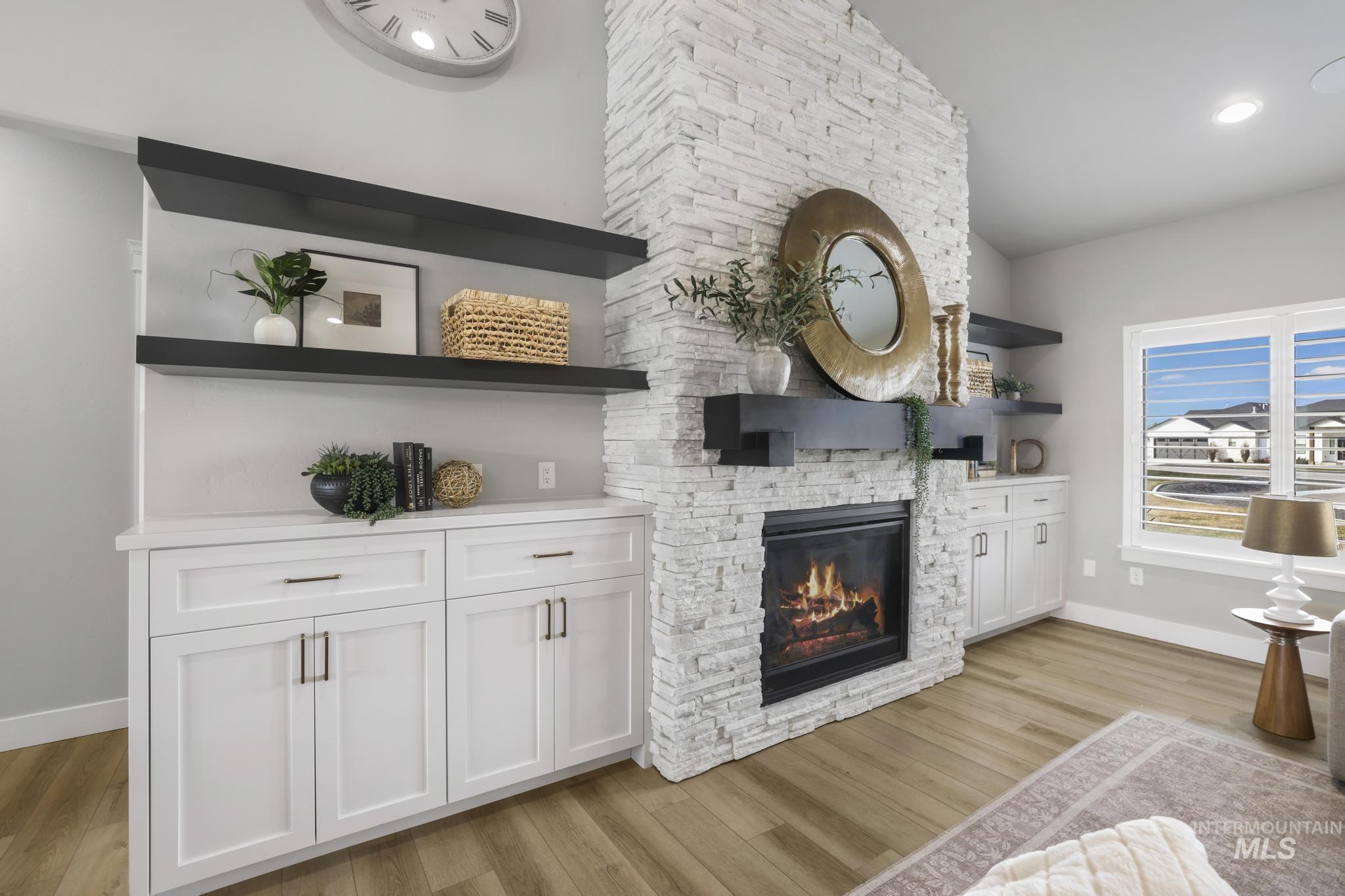 2442 Clear Creek Ct, Twin Falls, Idaho 83301, 5 Bedrooms, 3 Bathrooms, Residential For Sale, Price $779,900,MLS 98971568