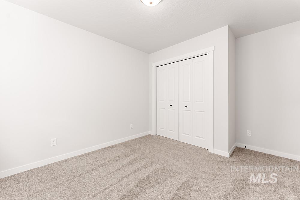 138 W Radiant Ridge Dr, Meridian, Idaho 83642, 3 Bedrooms, 2 Bathrooms, Residential For Sale, Price $425,000,MLS 98971570