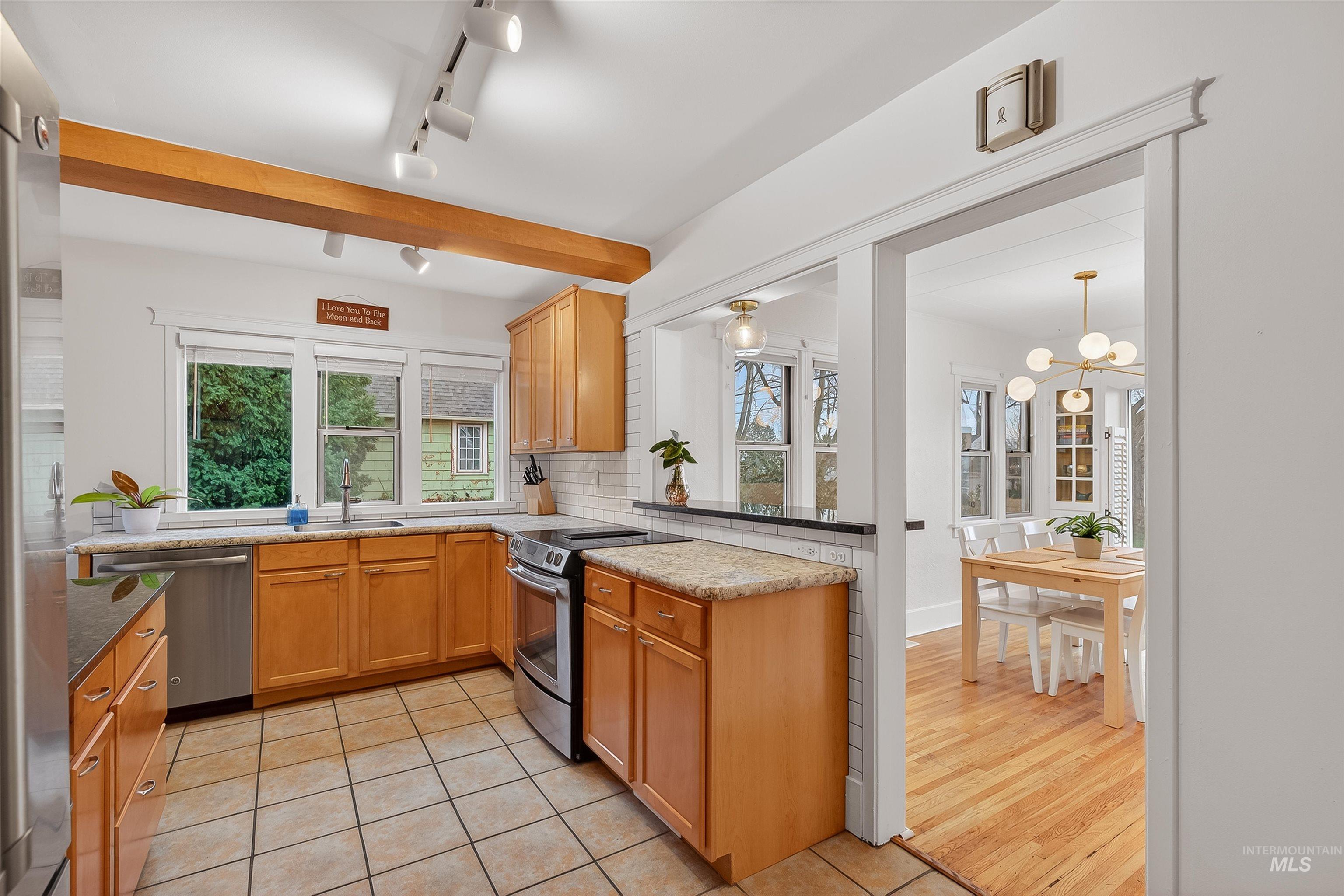 1209 3rd Street, Lewiston, Idaho 83501, 3 Bedrooms, 2 Bathrooms, Residential For Sale, Price $350,000,MLS 98971572