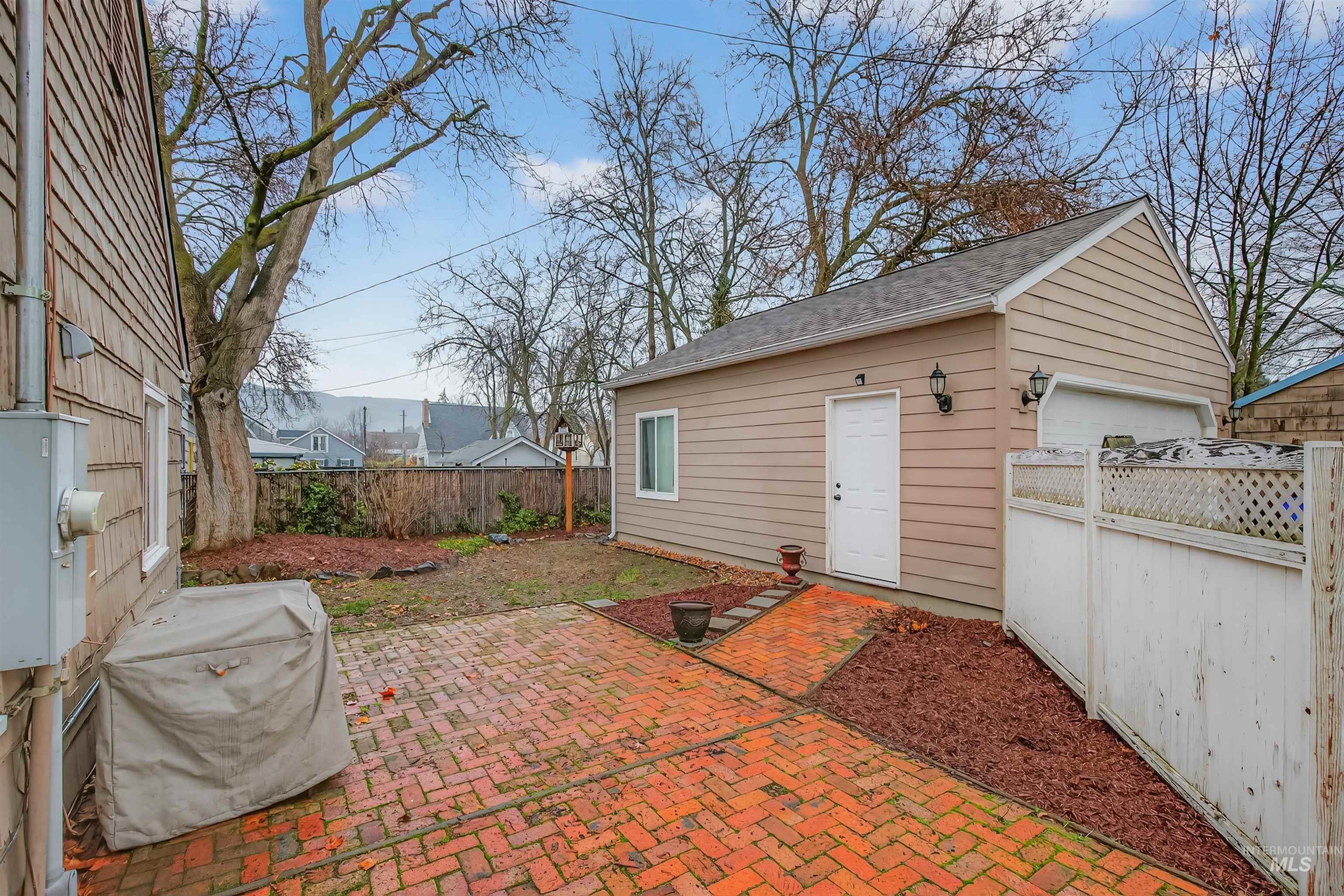 1209 3rd Street, Lewiston, Idaho 83501, 3 Bedrooms, 2 Bathrooms, Residential For Sale, Price $350,000,MLS 98971572