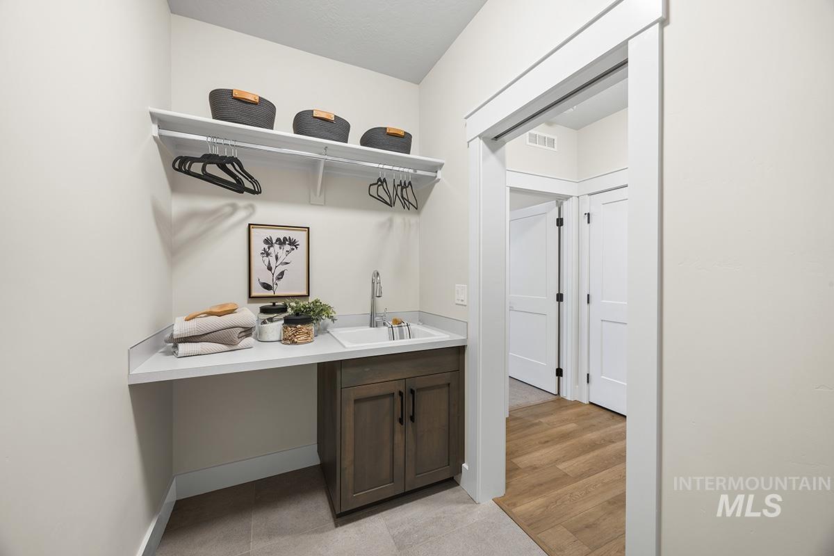 3315 E Englehart Dr., Meridian, Idaho 83642, 4 Bedrooms, 2.5 Bathrooms, Residential For Sale, Price $715,800,MLS 98971573