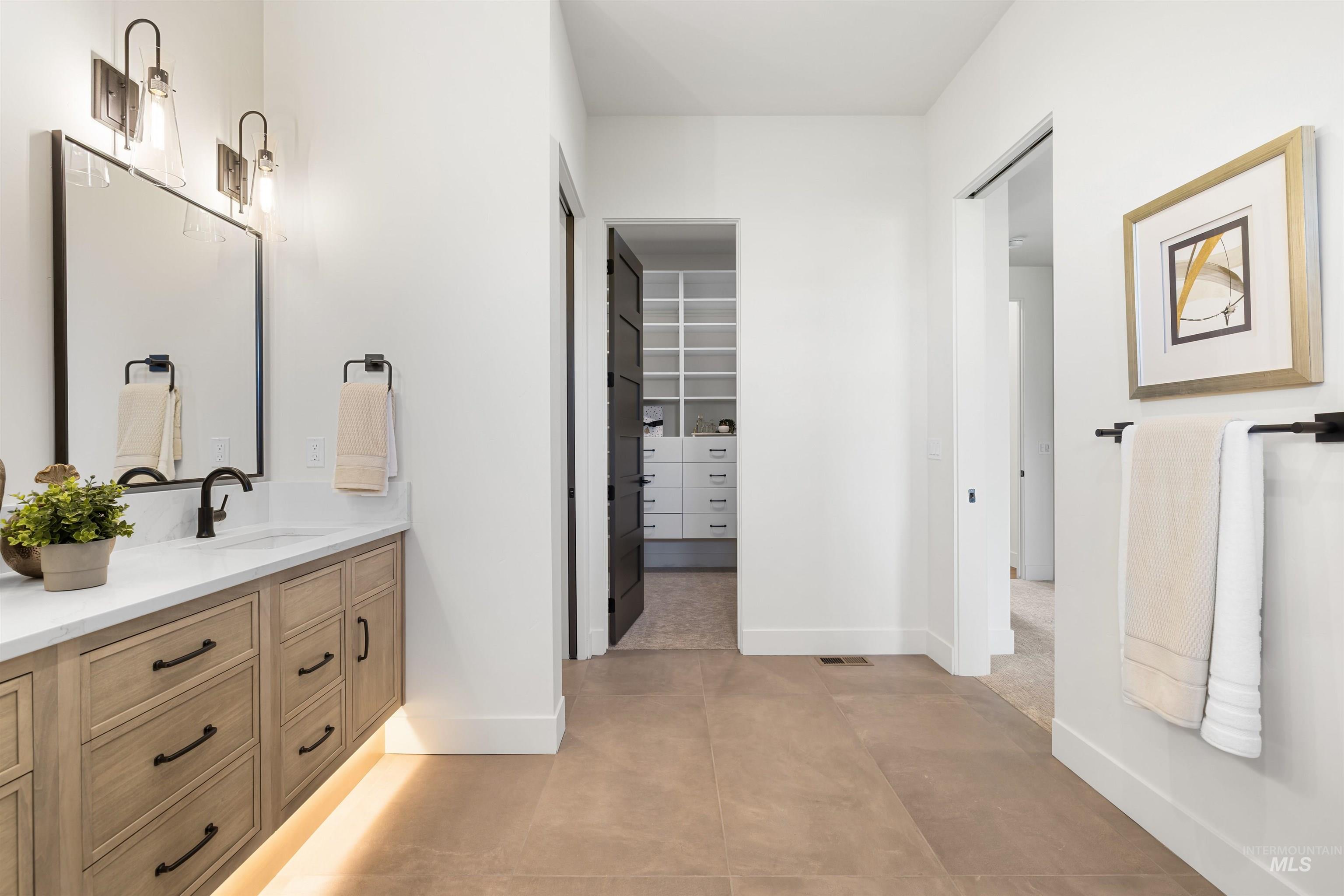 25403 Bur Oak, Caldwell, Idaho 83607, 3 Bedrooms, 2.5 Bathrooms, Residential For Sale, Price $1,330,000,MLS 98971574