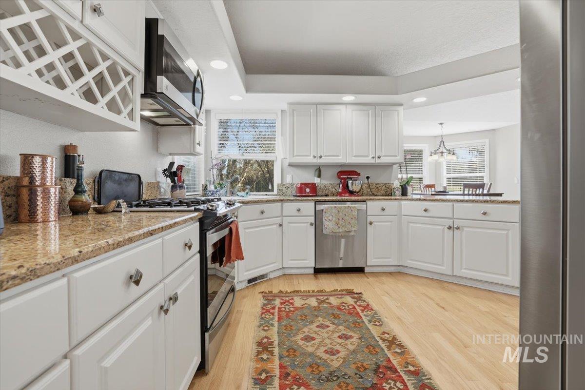 5150 N Watersedge Ave., Boise, Idaho 83714, 4 Bedrooms, 3 Bathrooms, Residential For Sale, Price $709,900,MLS 98971575