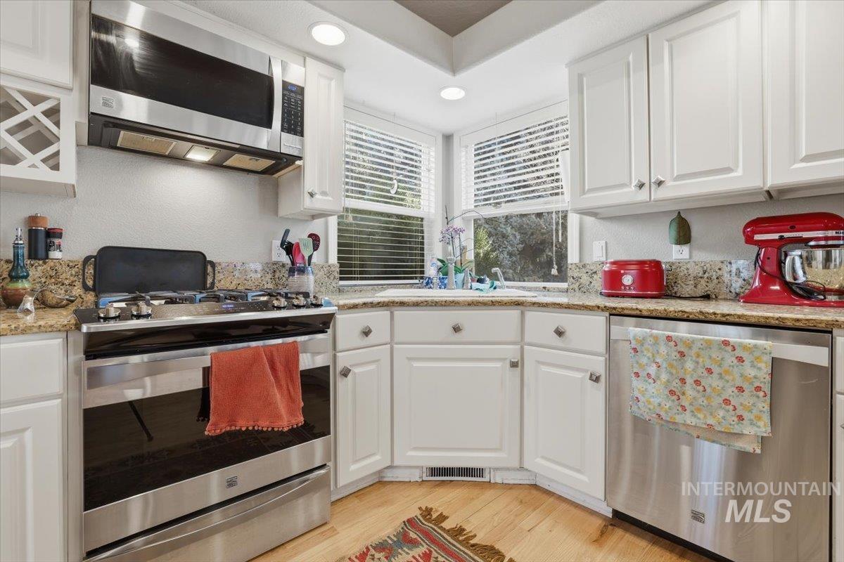 5150 N Watersedge Ave., Boise, Idaho 83714, 4 Bedrooms, 3 Bathrooms, Residential For Sale, Price $709,900,MLS 98971575